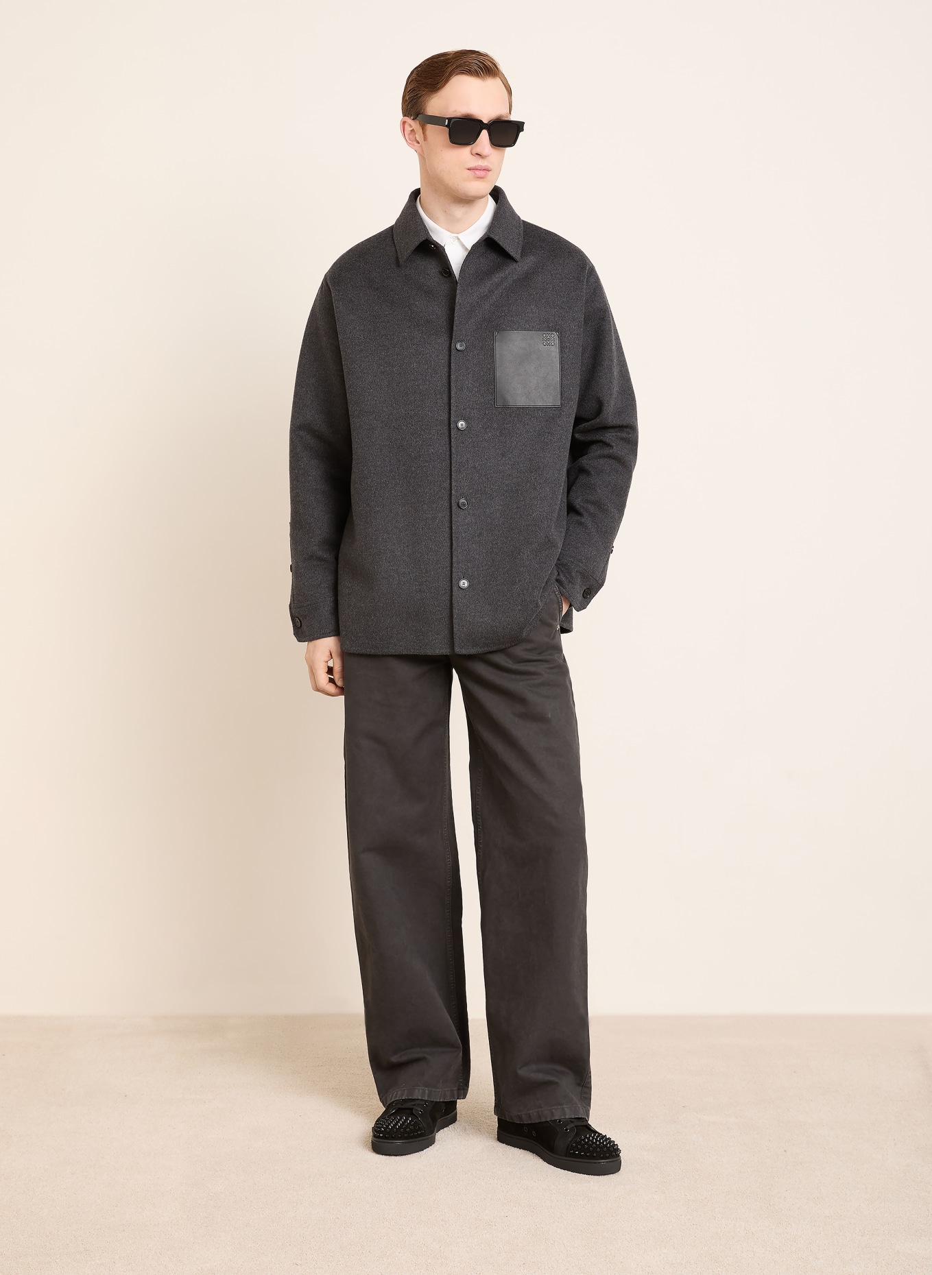 Christian Louboutin Hightop-Sneaker LOU SPIKES mit Nieten: SCHWARZ