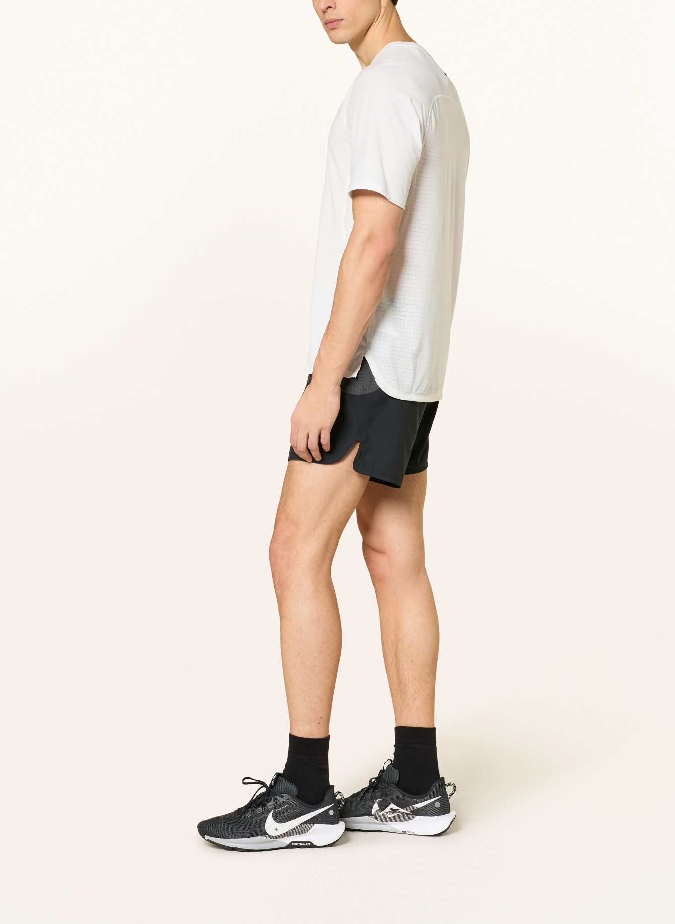 Nike 2-in-1-Laufshorts SECOND SUNRISE: SCHWARZ / DUNKELGRAU