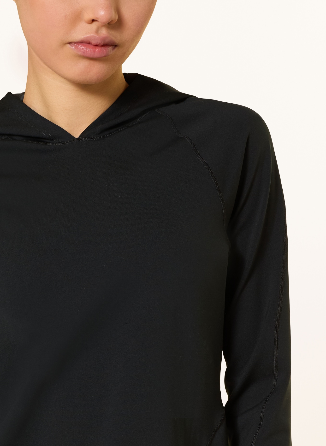 Nike Hoodie UNIVERSA: SCHWARZ