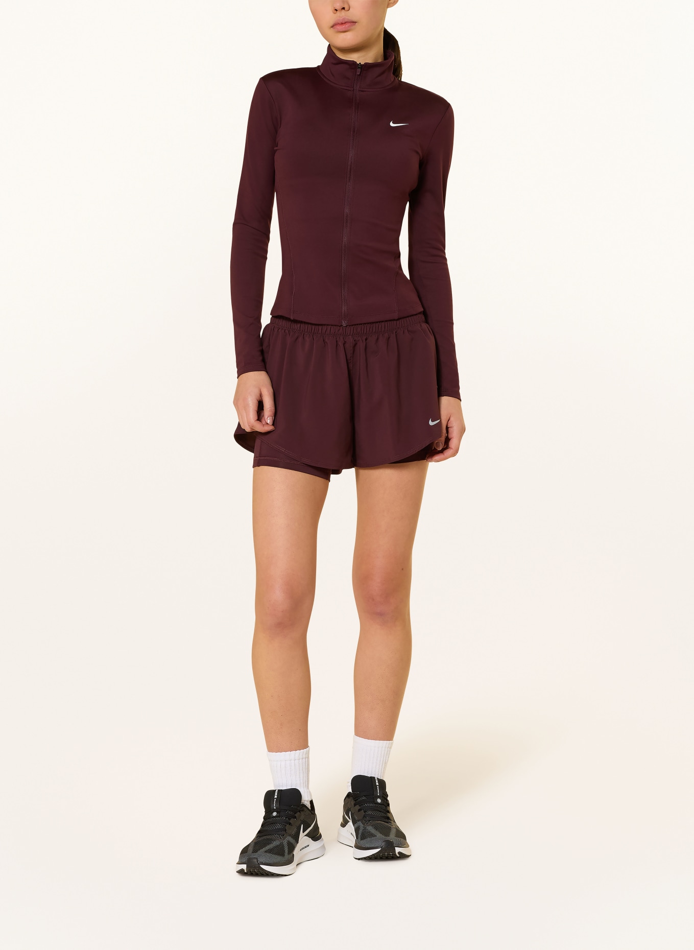 Nike Tréninková bunda ONE: TMAVĚ ČERVENÁ