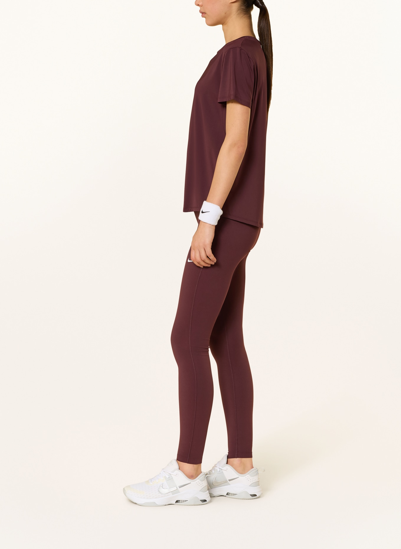 Nike Punčocháče DF ONE HR: FUCHSIOVÁ