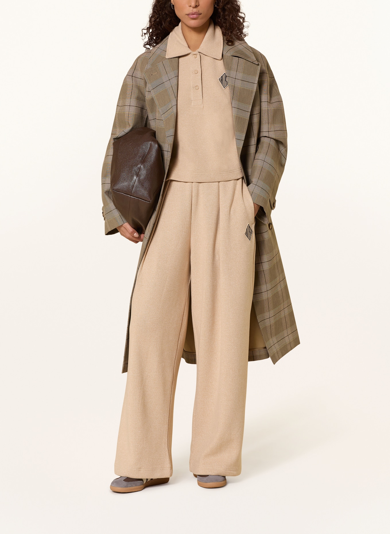 LACOSTE sweatpants: BEIGE