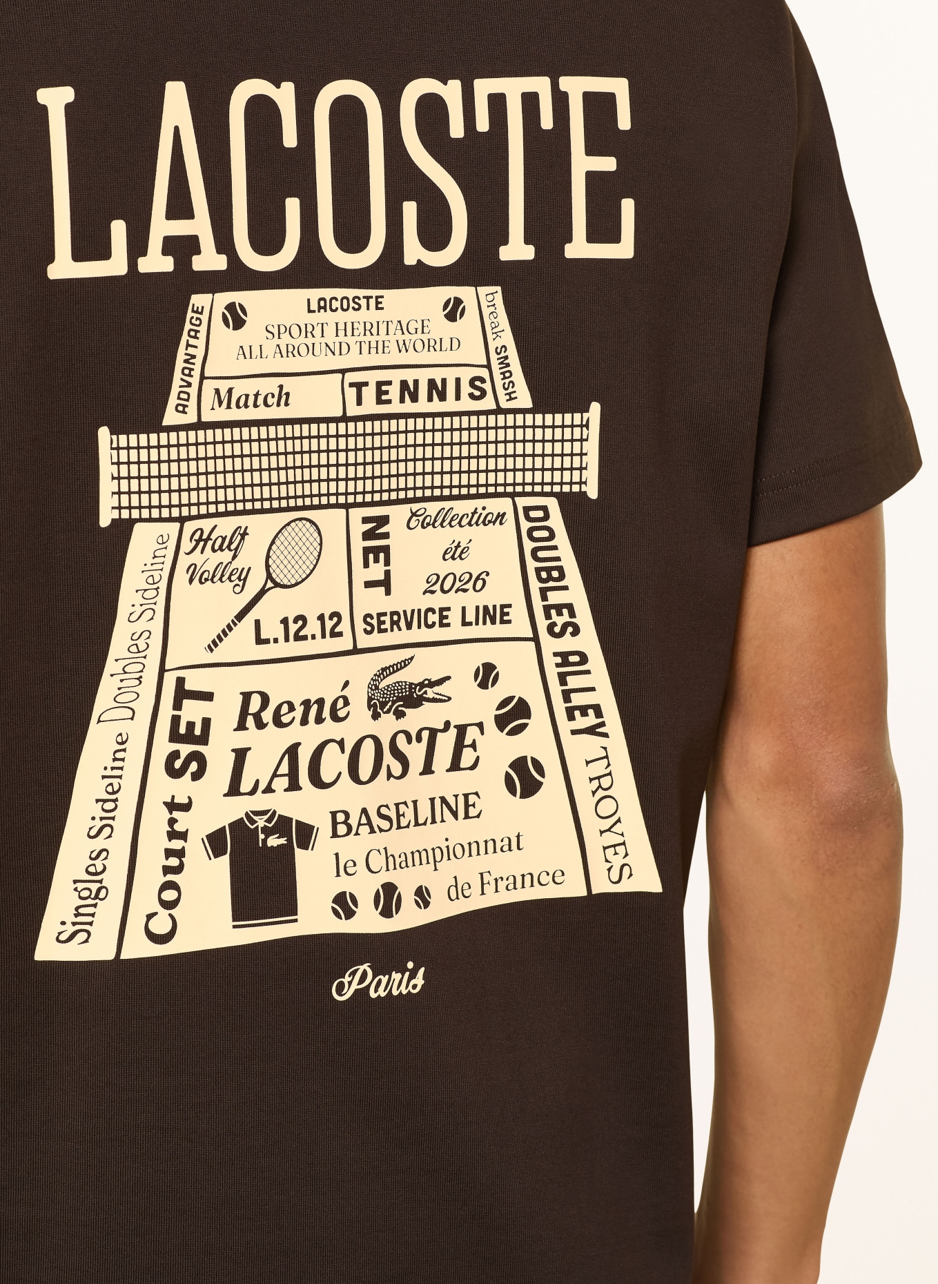 LACOSTE T-Shirt: DUNKELBRAUN