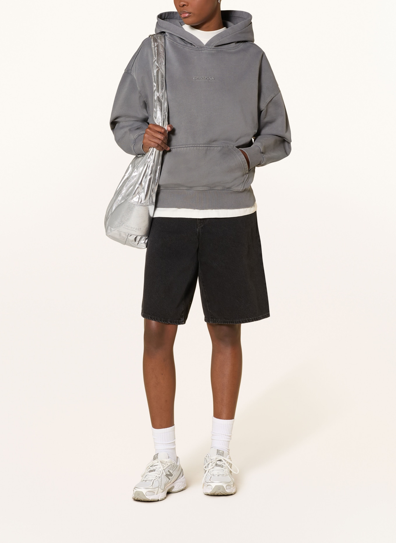 PEGADOR Oversized mikina s kapucí CLARITA: ŠEDÁ