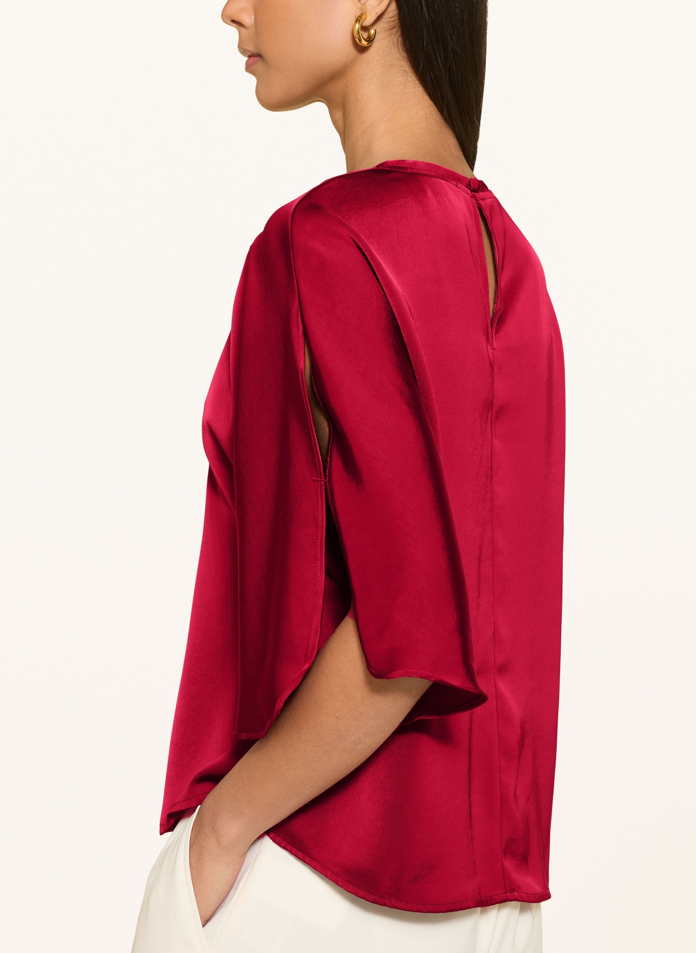 NEO NOIR Blusenshirt LIORA aus Satin mit 3/4-Arm: DUNKELROT