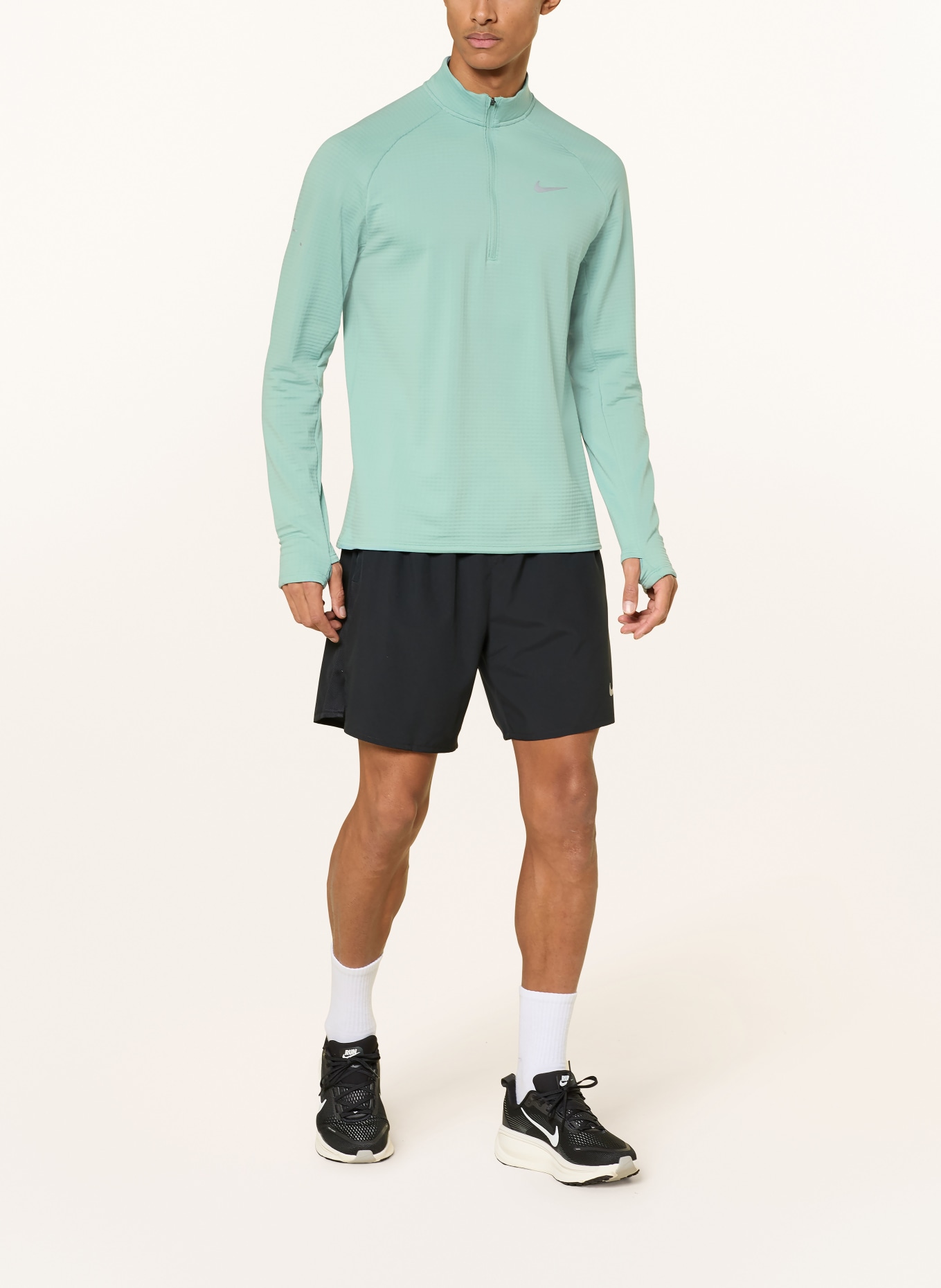 Nike STRIDE running shirt: TURQUOISE