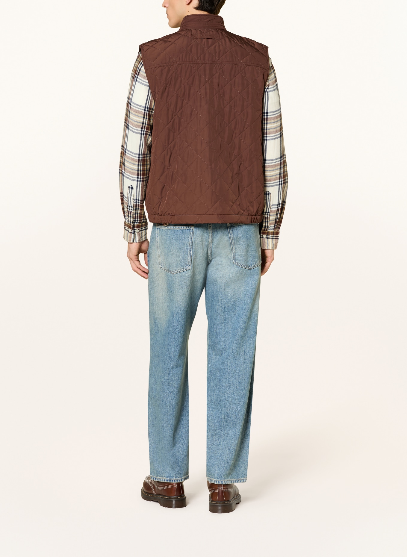 GANT quilted vest: BROWN