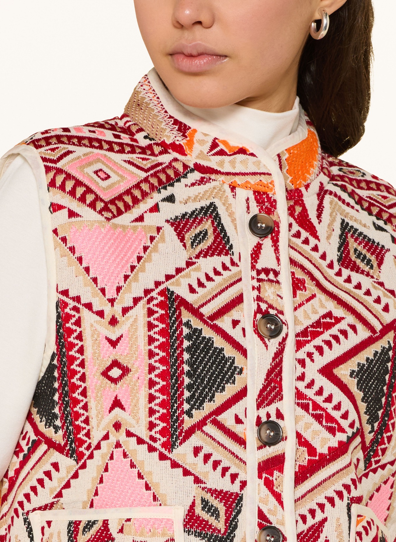 lollys laundry Steppweste CAIROLL aus Jacquard: DUNKELROT / NEONROSA / BEIGE