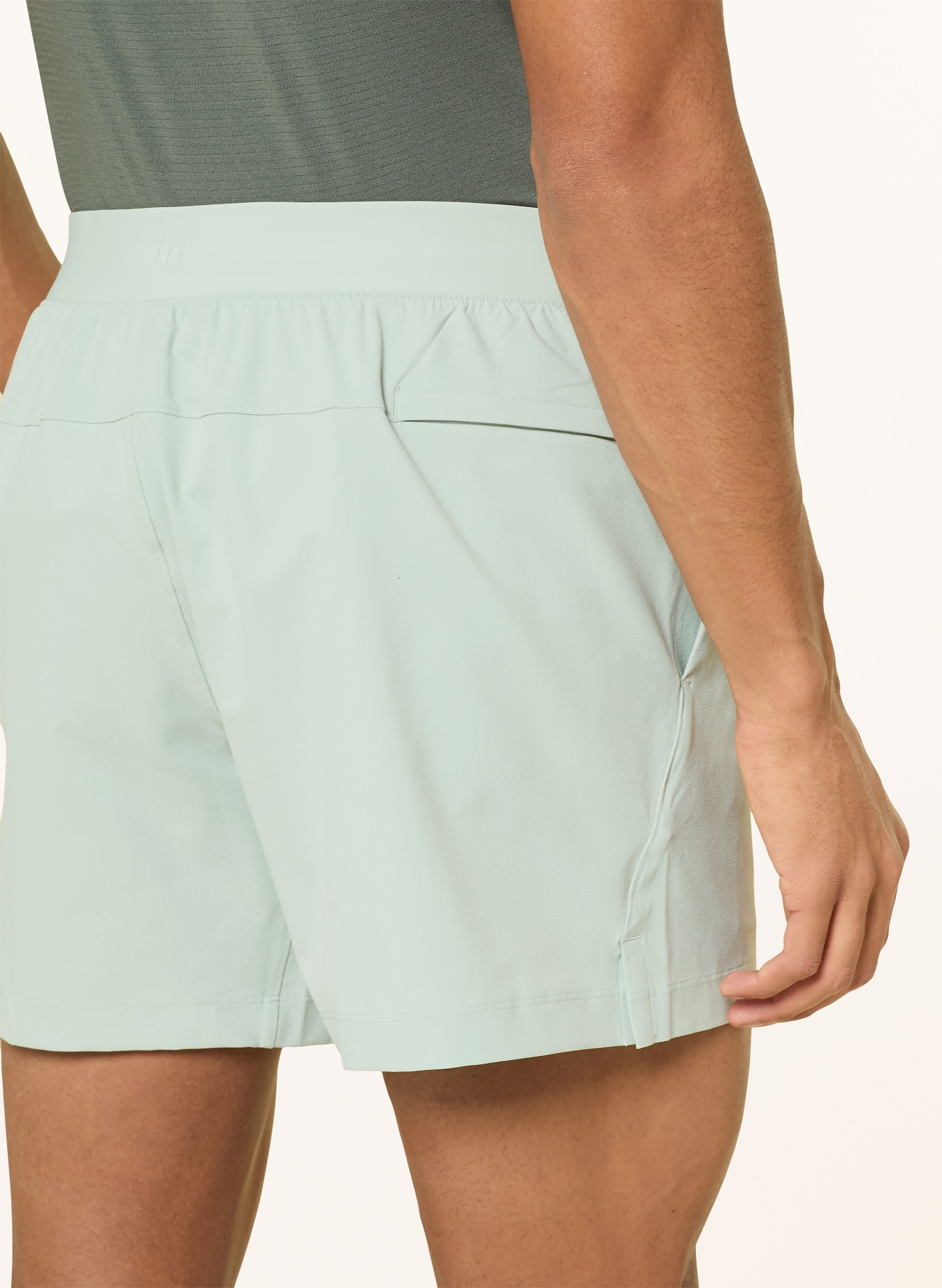 lululemon Trainingsshorts ZEROED IN 5IN: TÜRKIS