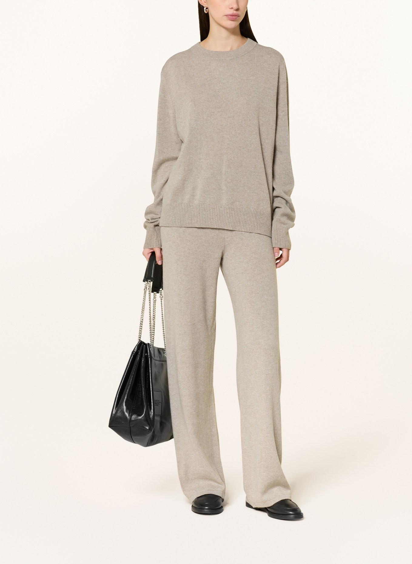 SOFT GOAT Set: kasjmier trui en gebreide broek van kasjmier: BEIGE