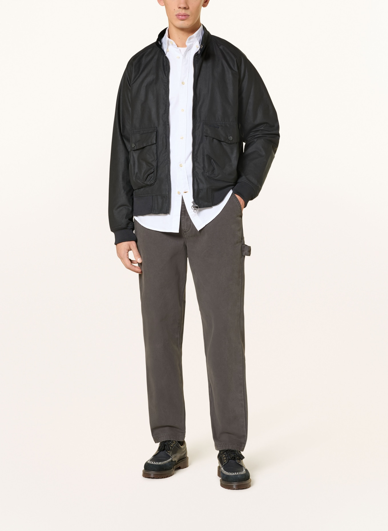 Barbour Spodnie BOWLAND Slim Fit: CZARNY