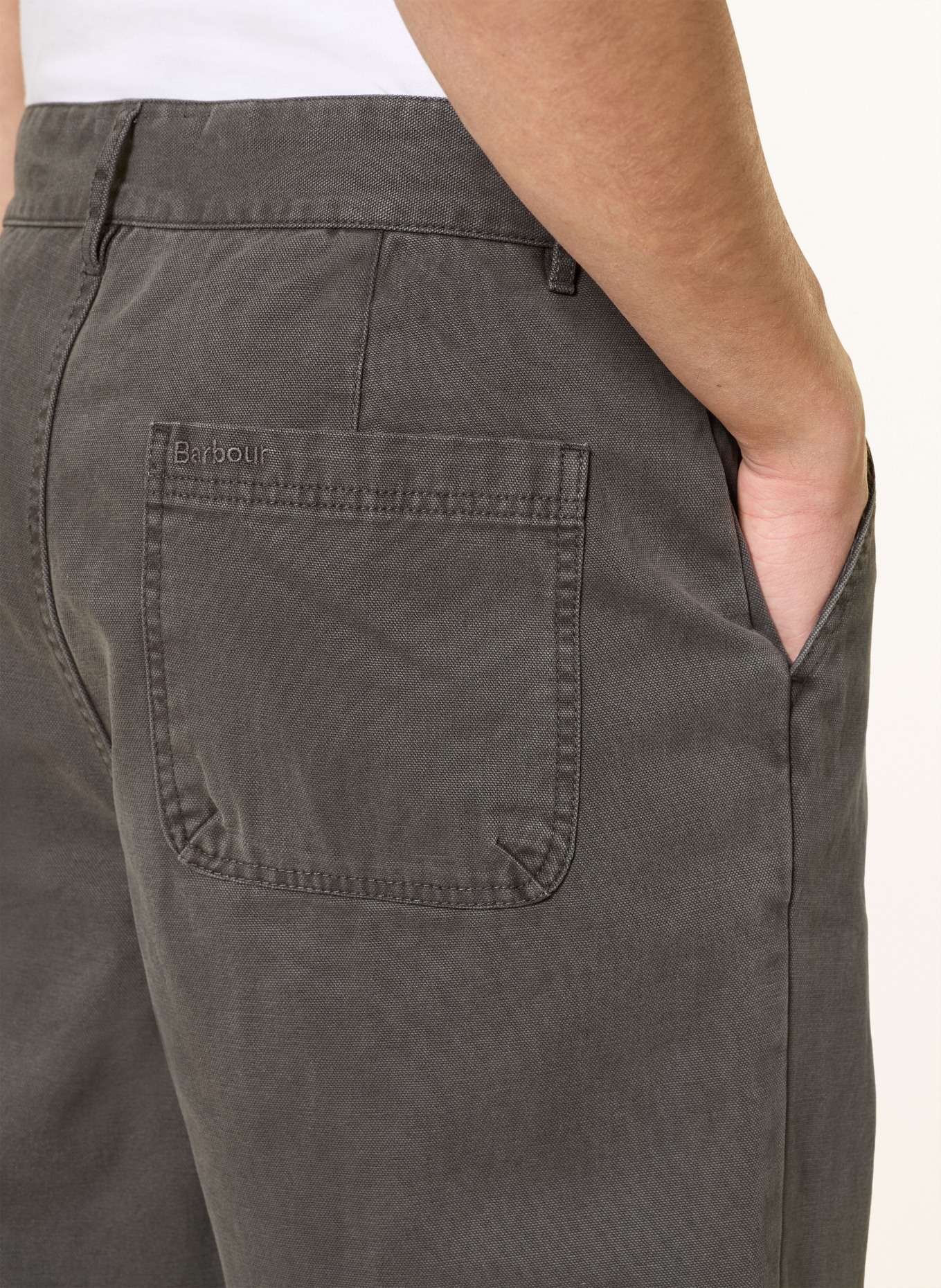 Barbour Spodnie BOWLAND Slim Fit: CZARNY