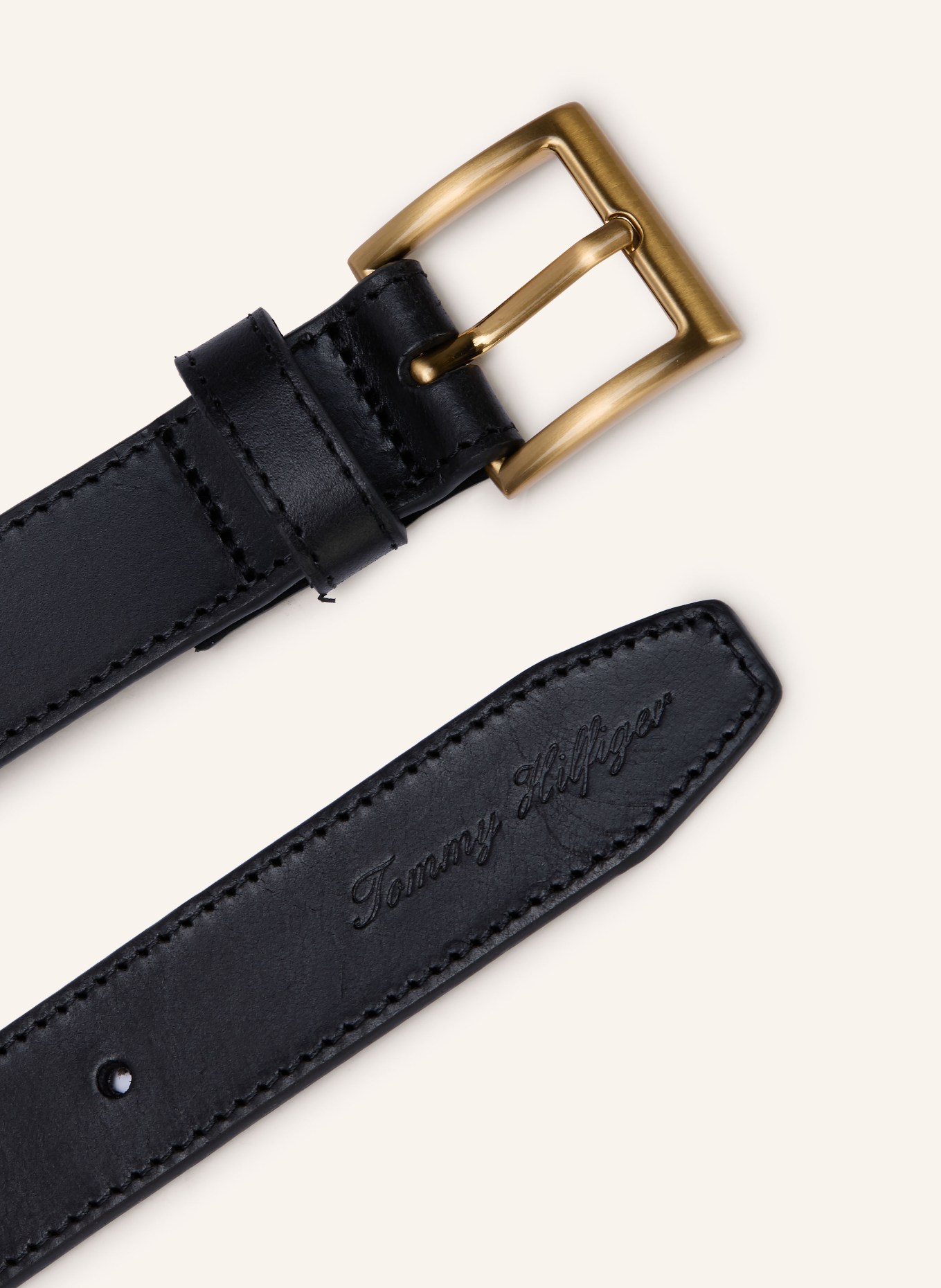 TOMMY HILFIGER SOHO leather belt: BLACK / GOLD
