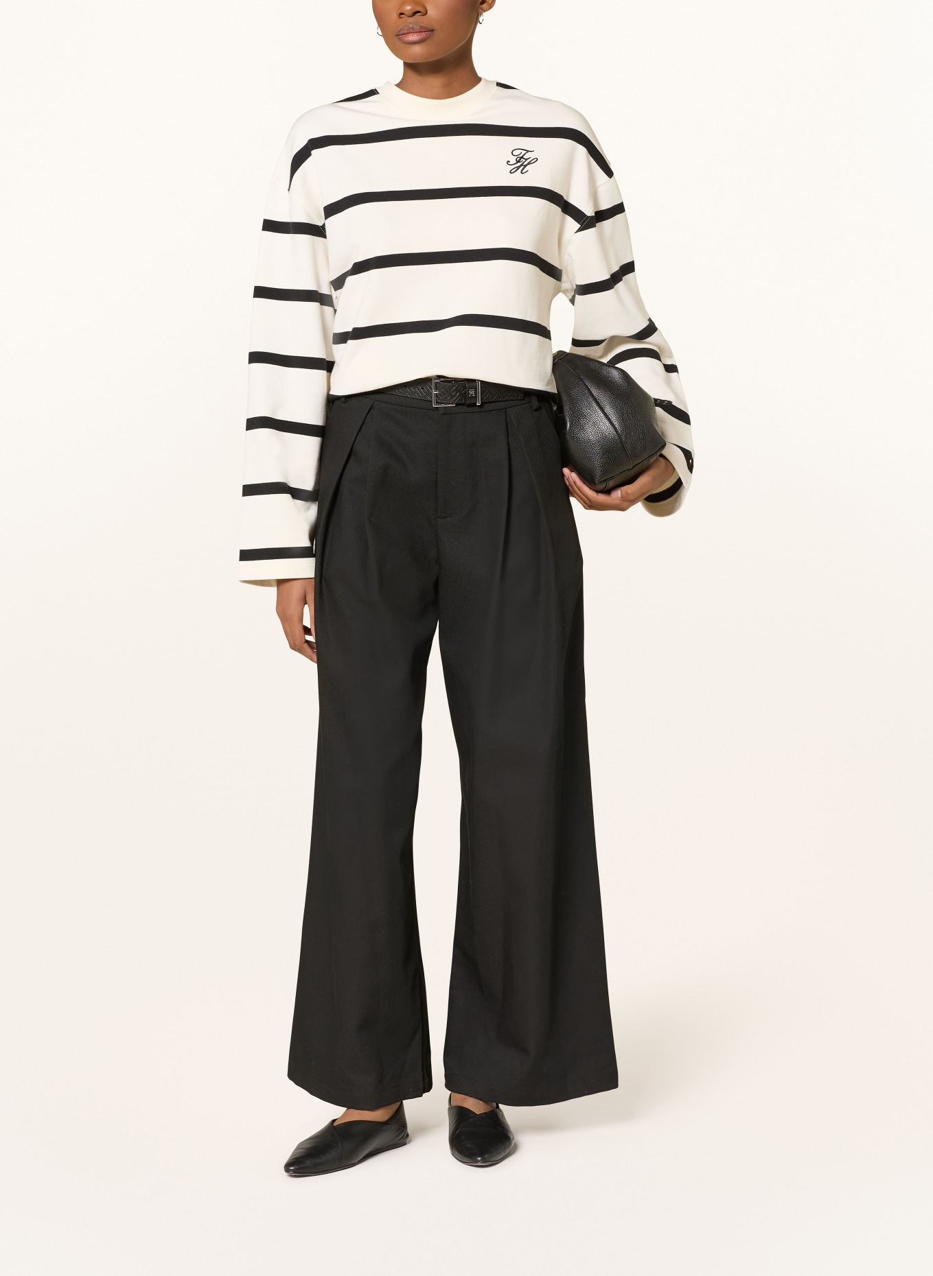 TOMMY HILFIGER sweatshirt: ECRU / BLACK