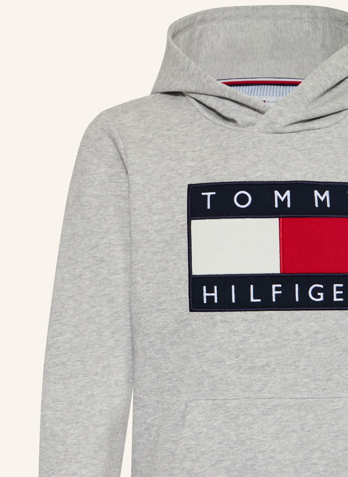 TOMMY HILFIGER bluza z kapturem: JASNOCZARY