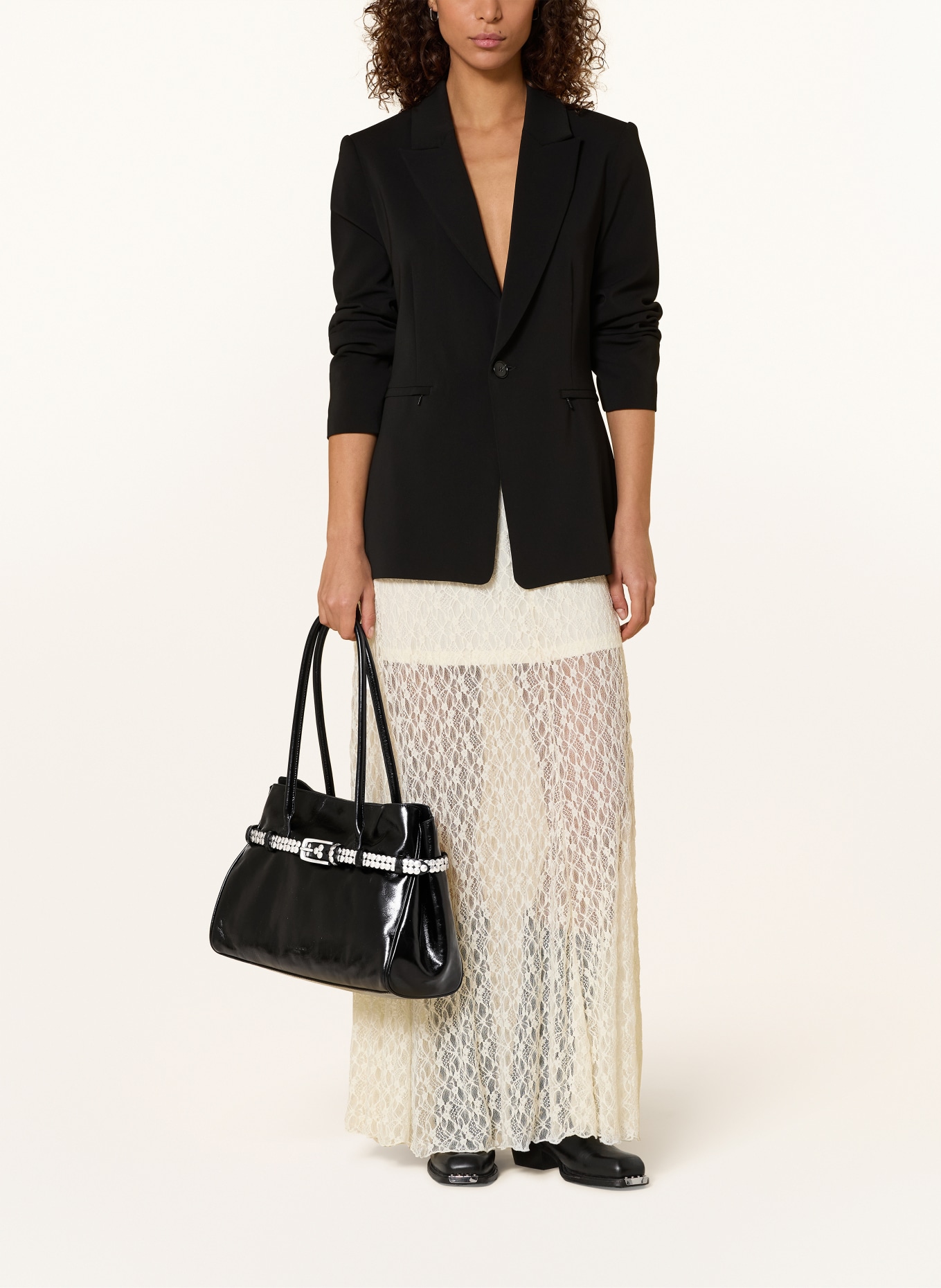 LIEBESKIND Schoudertas NORI met studs: ZWART