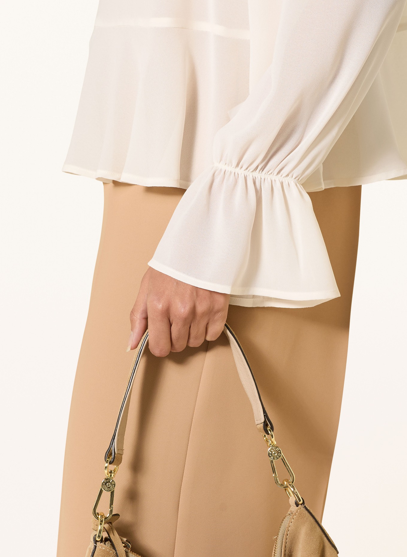 oui Bow blouse with ruffles: WHITE