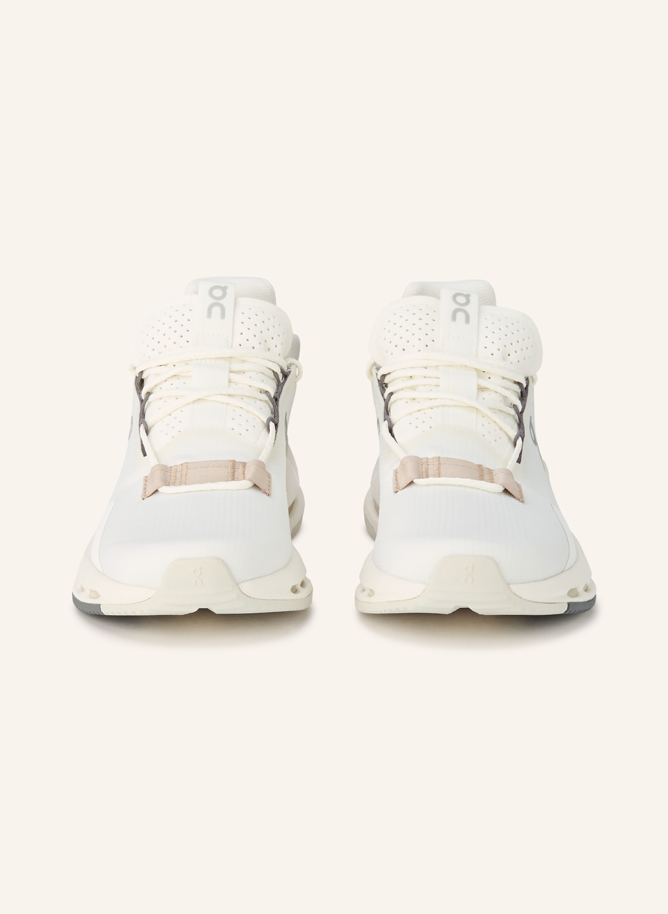 On Sneaker CLOUDNOVA 2: WEISS / CAMEL