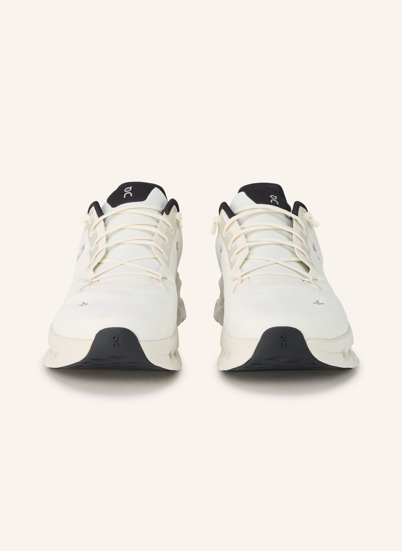 On Sneaker CLOUDTILT: WHITE / BLACK