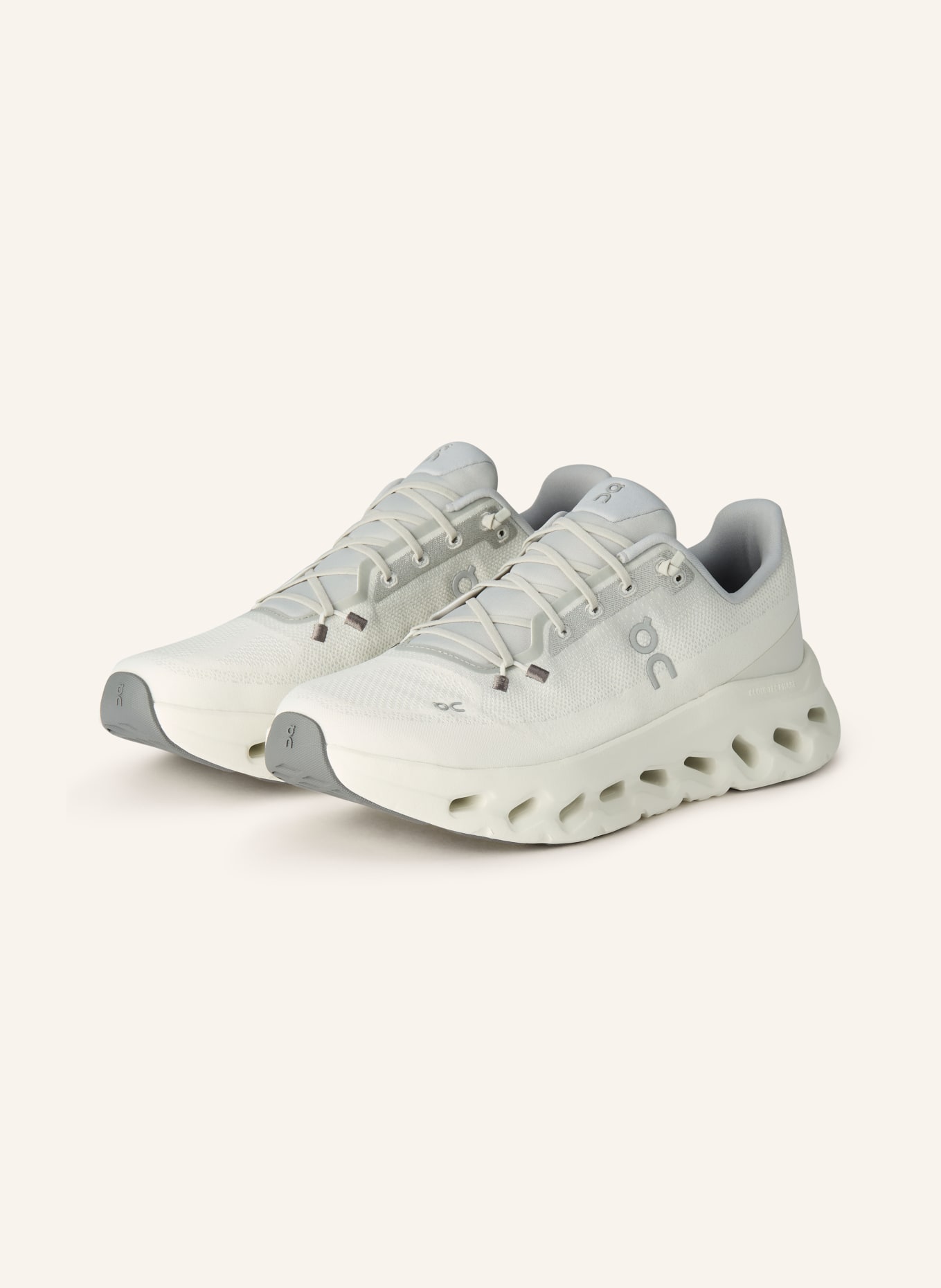 On Sneakersy CLOUDTILT: BIAŁY / SREBRNY / JASNOCZARY