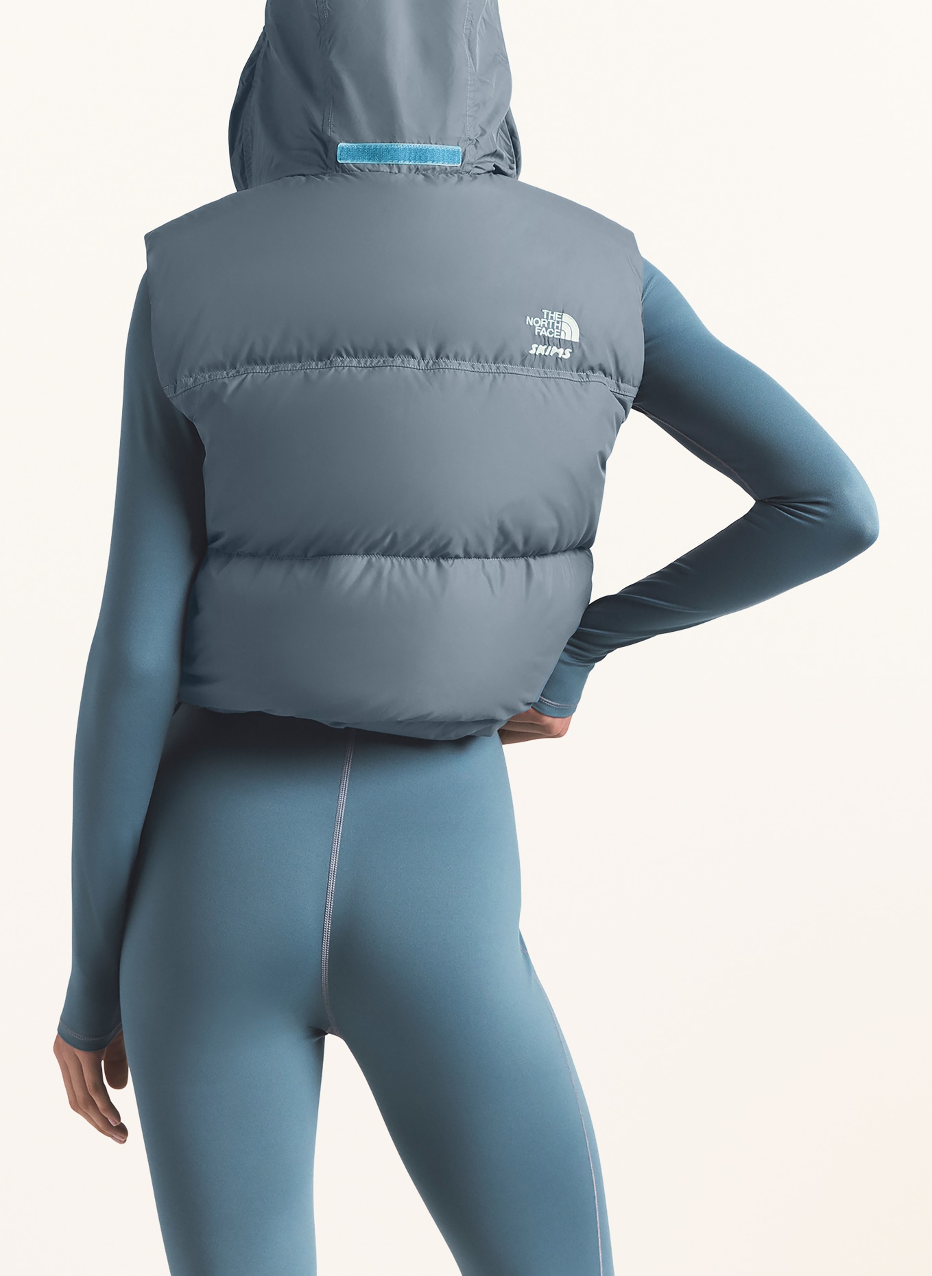 THE NORTH FACE x SKIMS Daunenweste TNF X PROJECT K NUPTSE: T8Q SK Kyanite