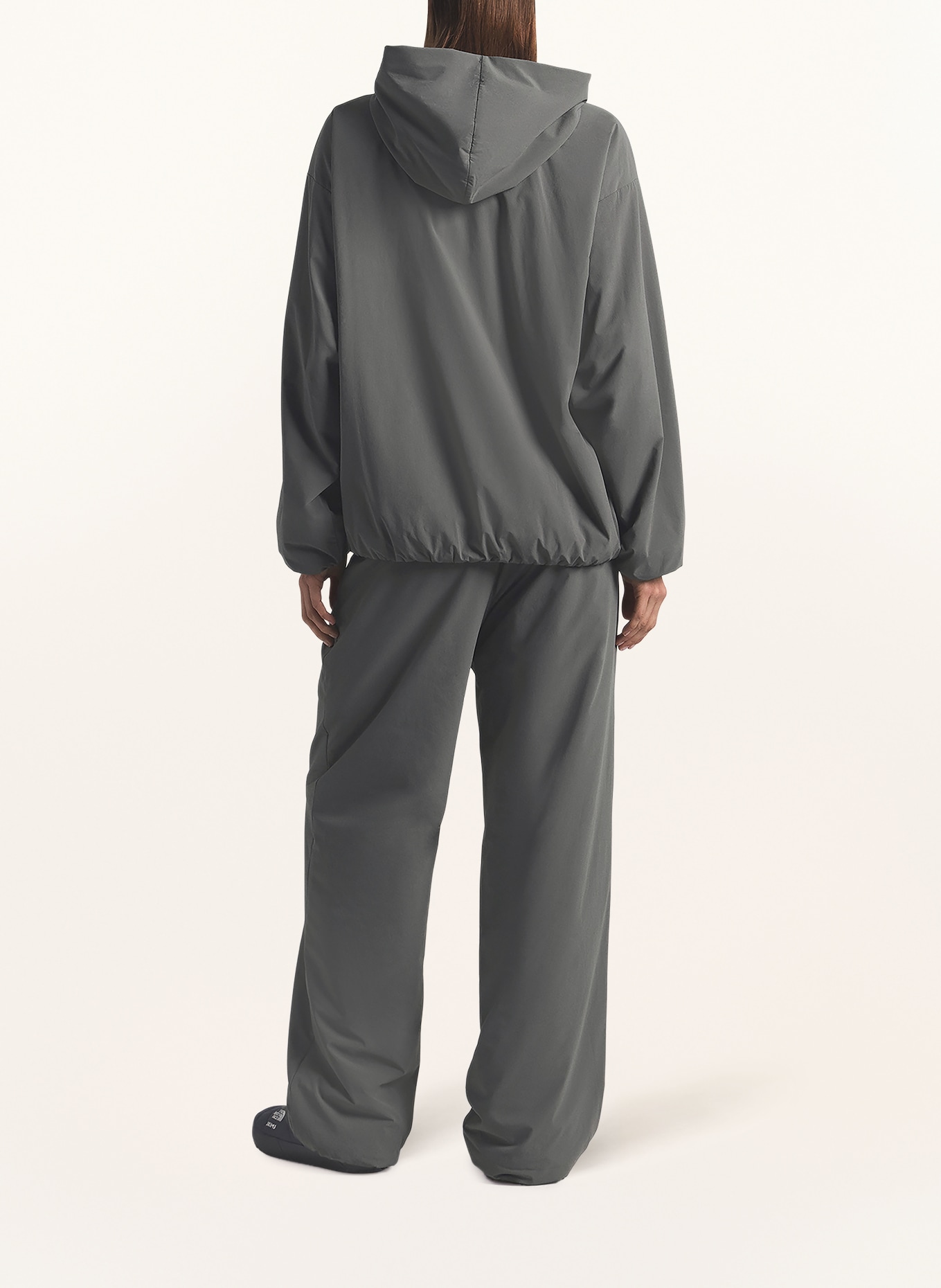 THE NORTH FACE x SKIMS TNF X PROJECT K W VENTRIX slip-on jacket: T8L SK Gunmetal