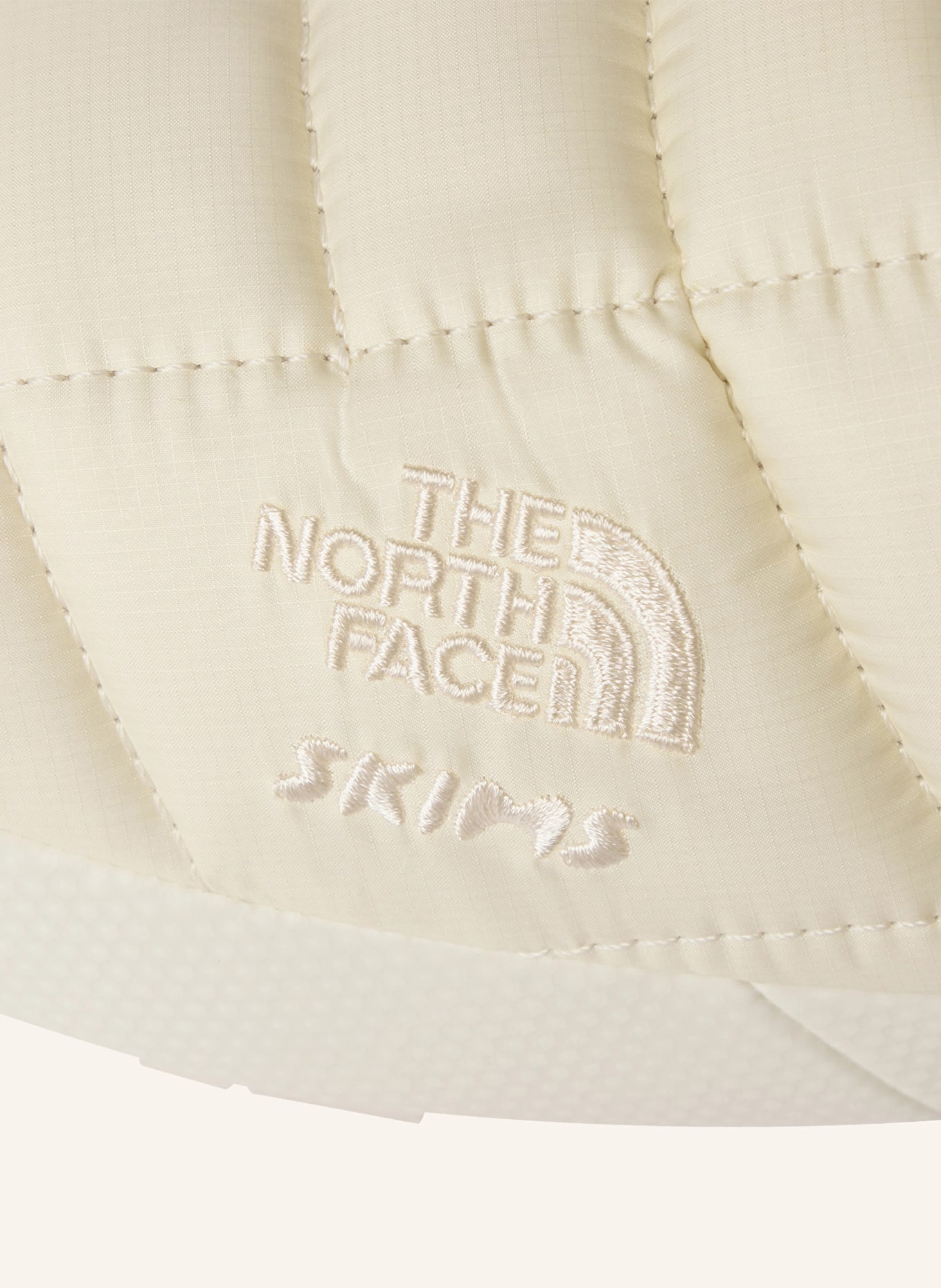 THE NORTH FACE x SKIMS THERMOBALL™ TRACTION slippers: T8R SK Bone-SK Bone