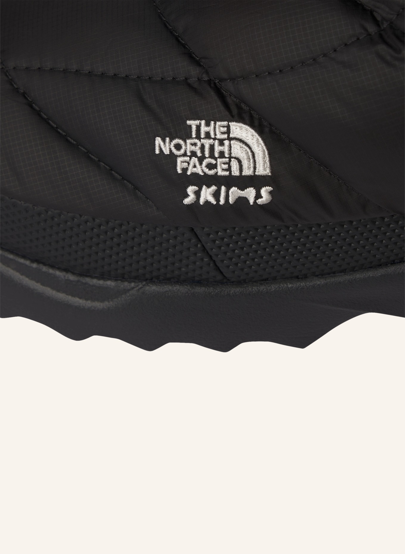 THE NORTH FACE x SKIMS Boots TNF X SKIMS NUPTSE TRACTION: I3X SK Onyx-SK Onyx
