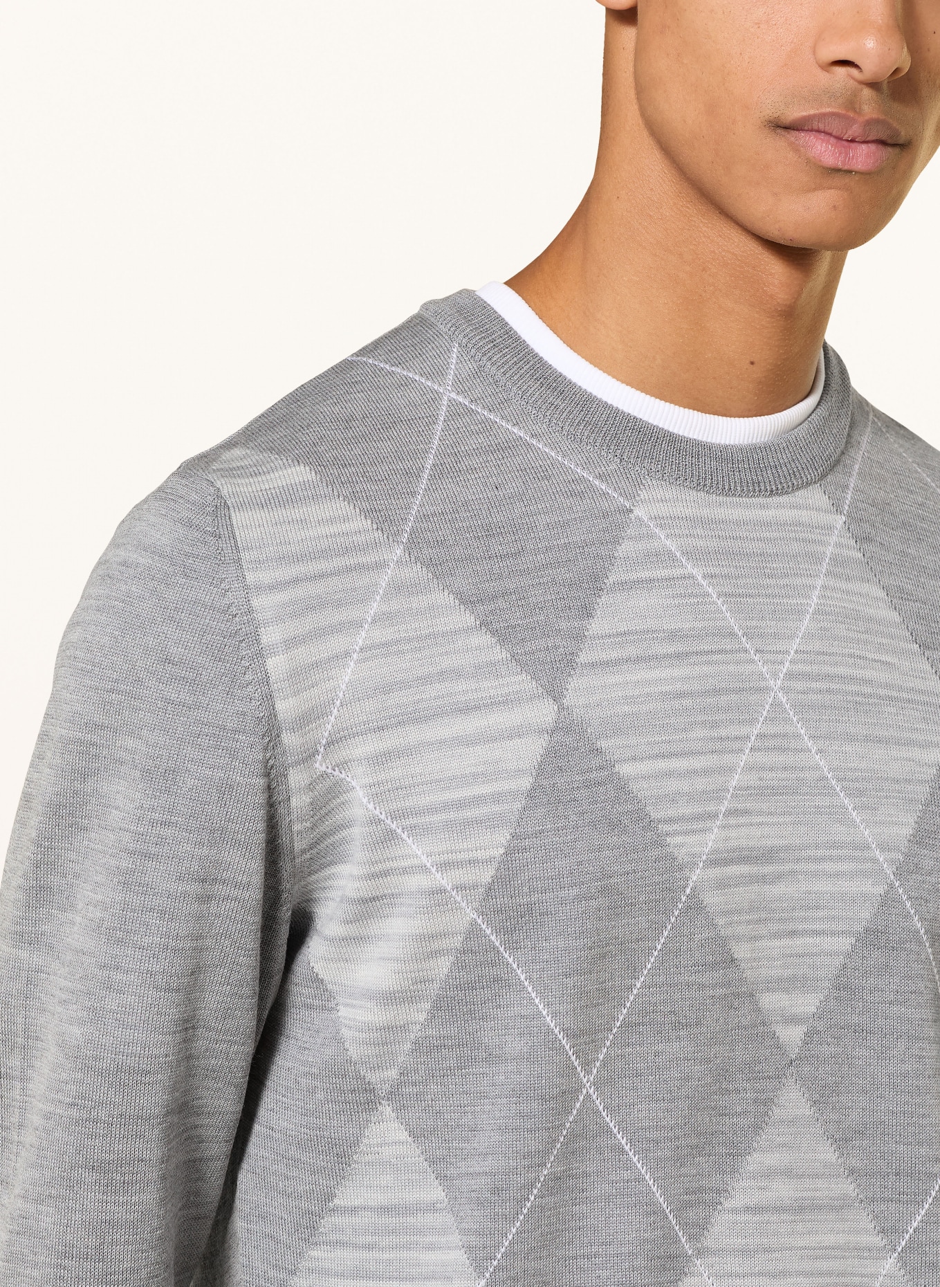MAERZ MUENCHEN Pullover: GRAU / HELLGRAU