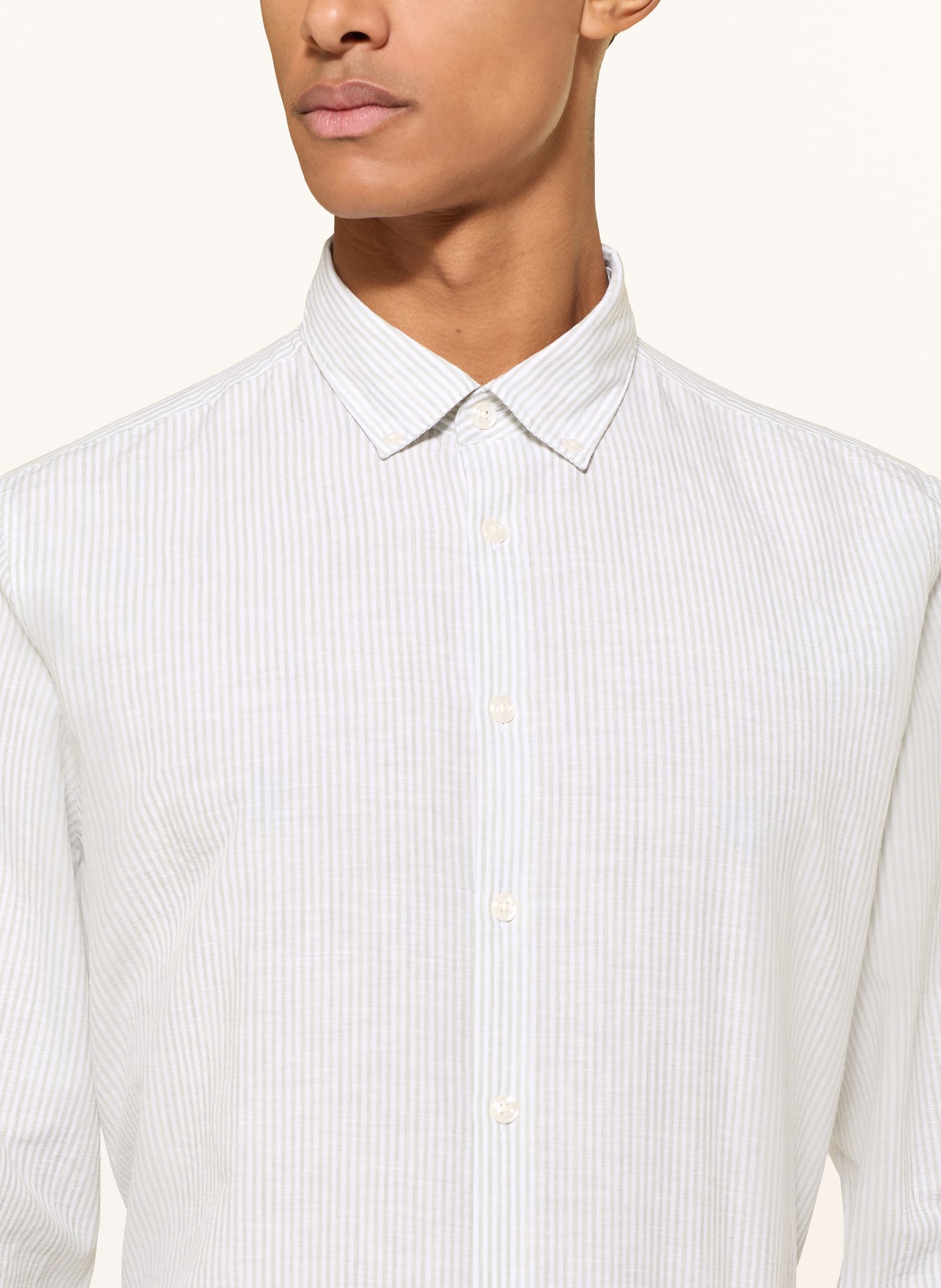 MAERZ MUENCHEN Hemd Comfort Fit: WEISS / HELLGRÜN