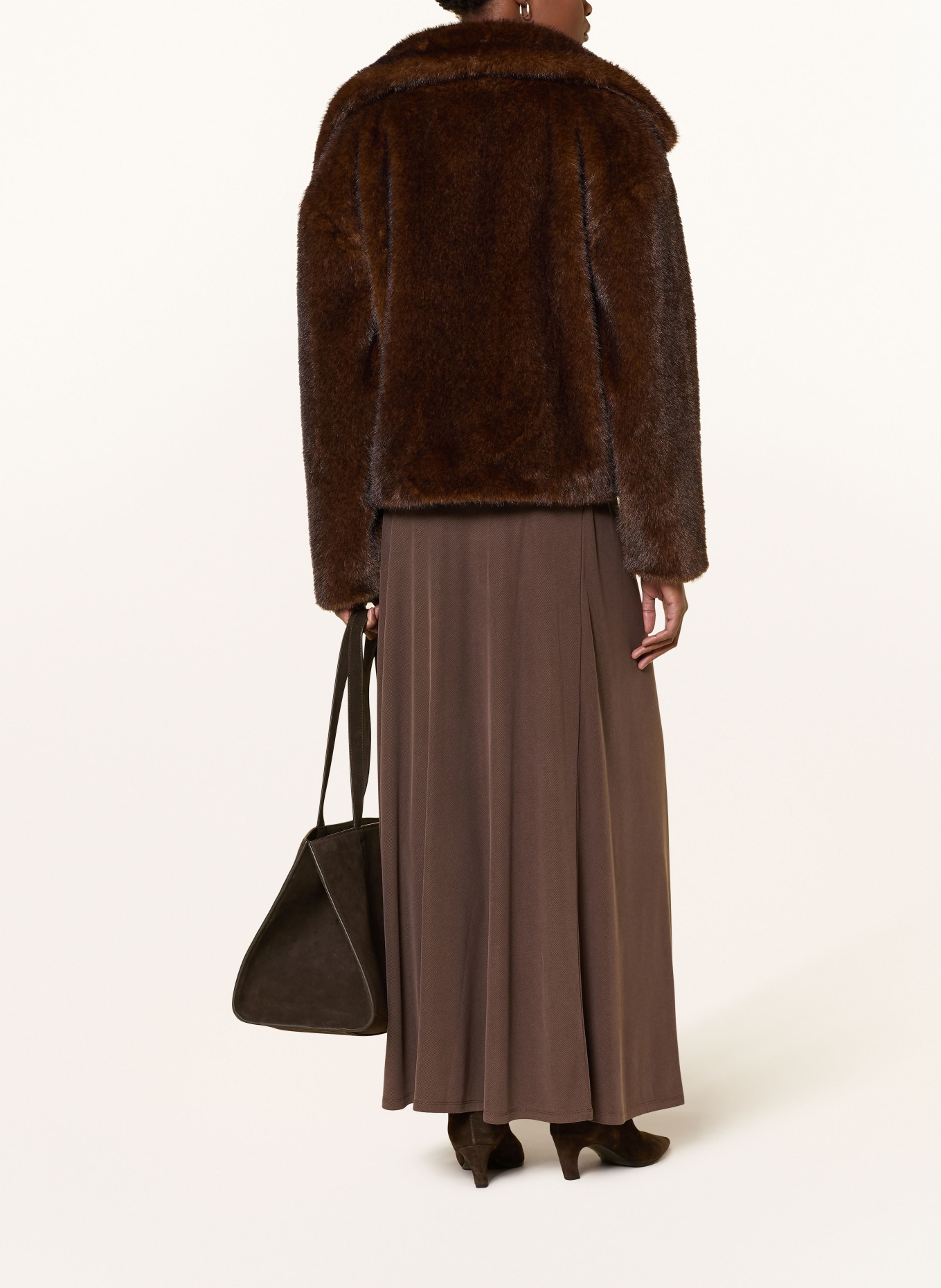 GUESS Sukně MILENA: TMAVĚ HNĚDÁ