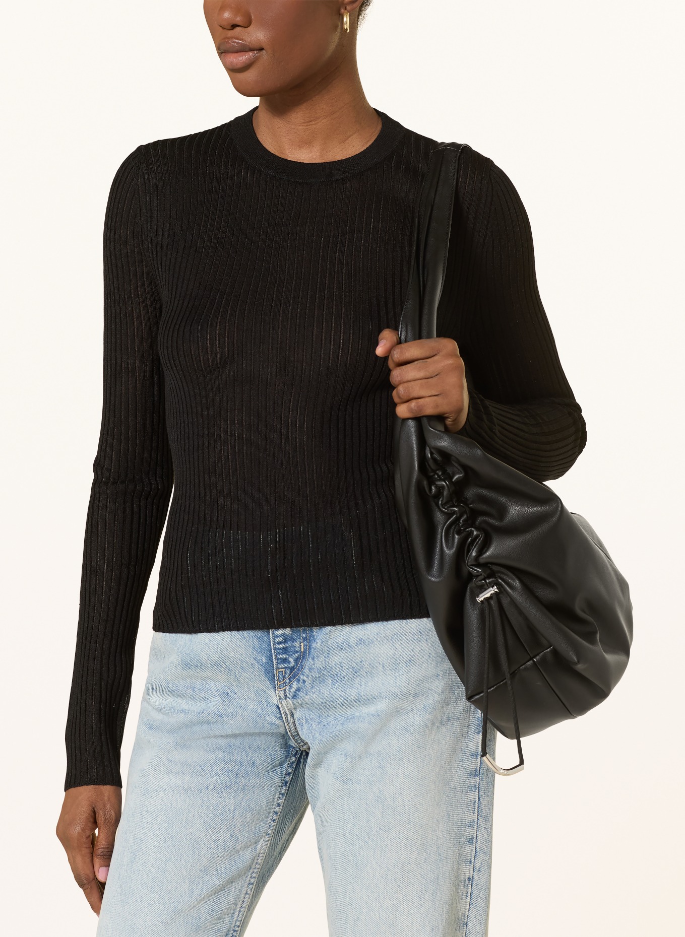 HUGO Longsleeve SOMYA: SCHWARZ