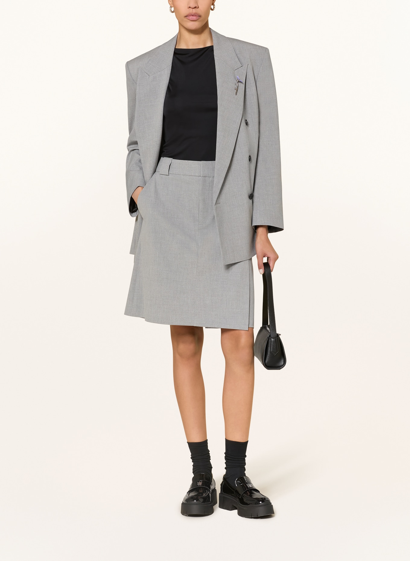 HUGO Sukně RANWI s překříženým střihem: ŠEDÁ