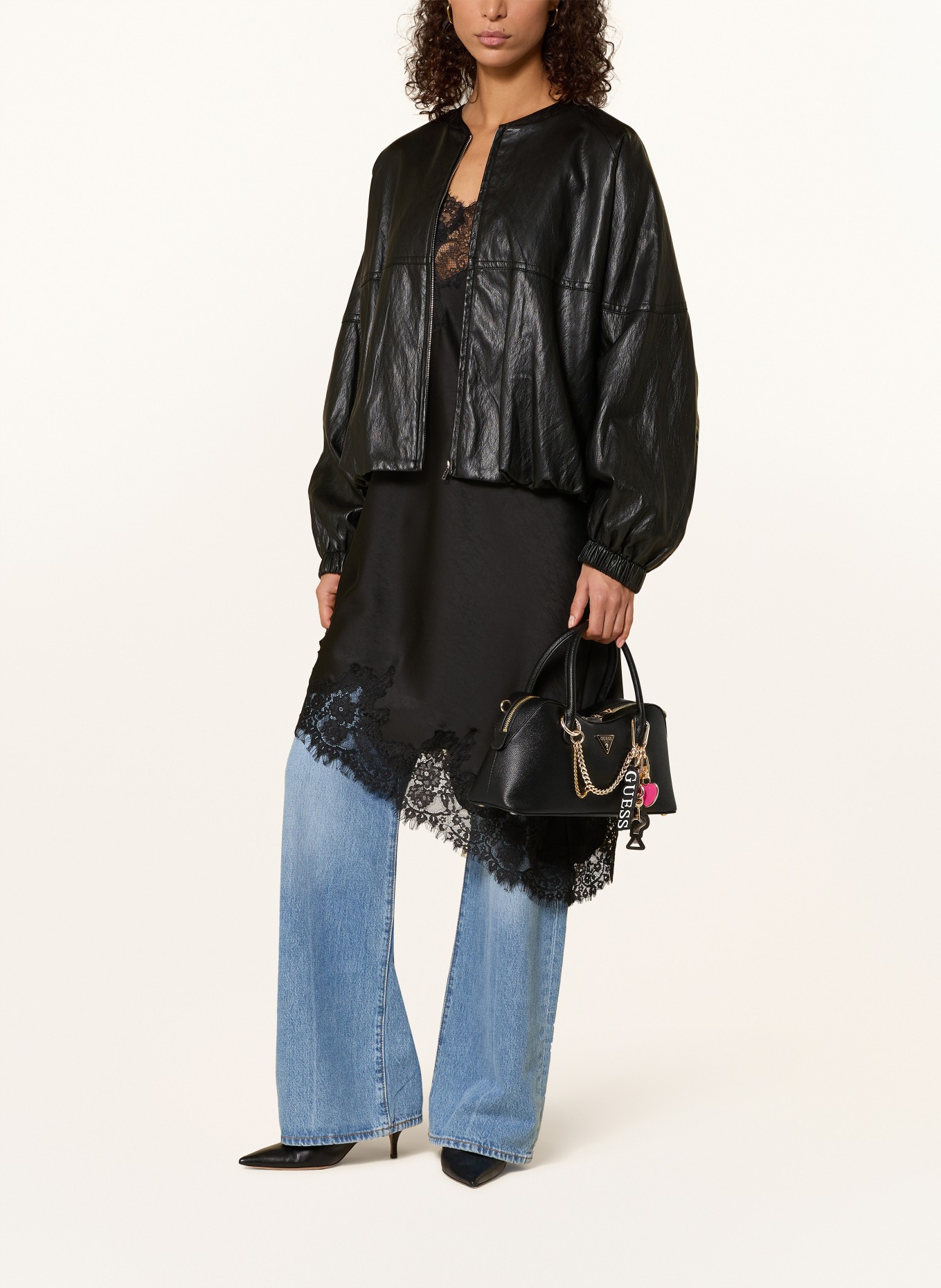 GUESS Torebka DAVINA: CZARNY