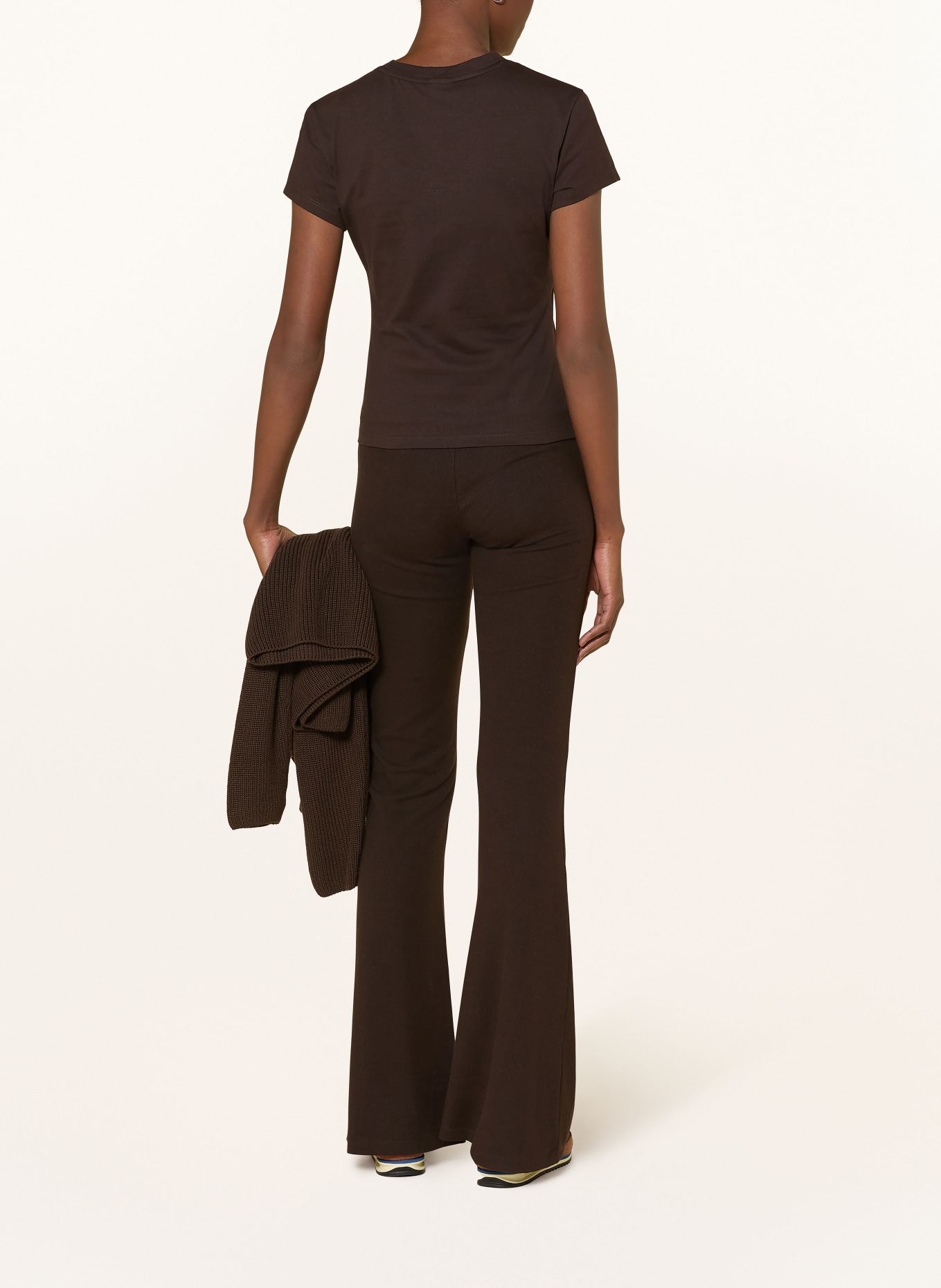 adidas Originals Koszulka ESSENTIALS: CIEMNOBRĄZOWY