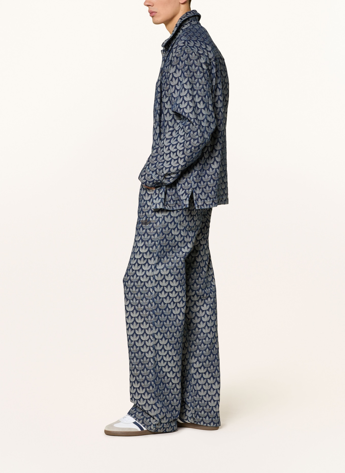 adidas Originals Loose fit jeans: INDDNM