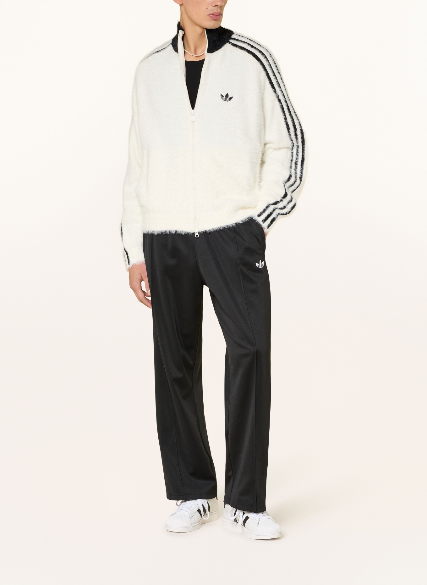 adidas Originals Tepláky: ČERNÁ / BÍLÁ