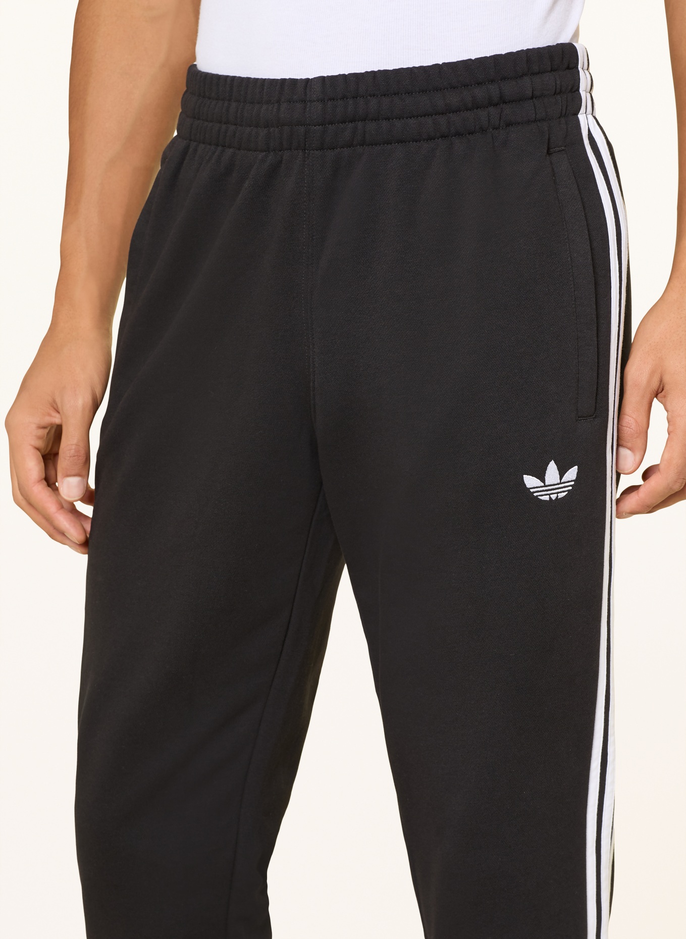 adidas Originals Sweatpants: SCHWARZ