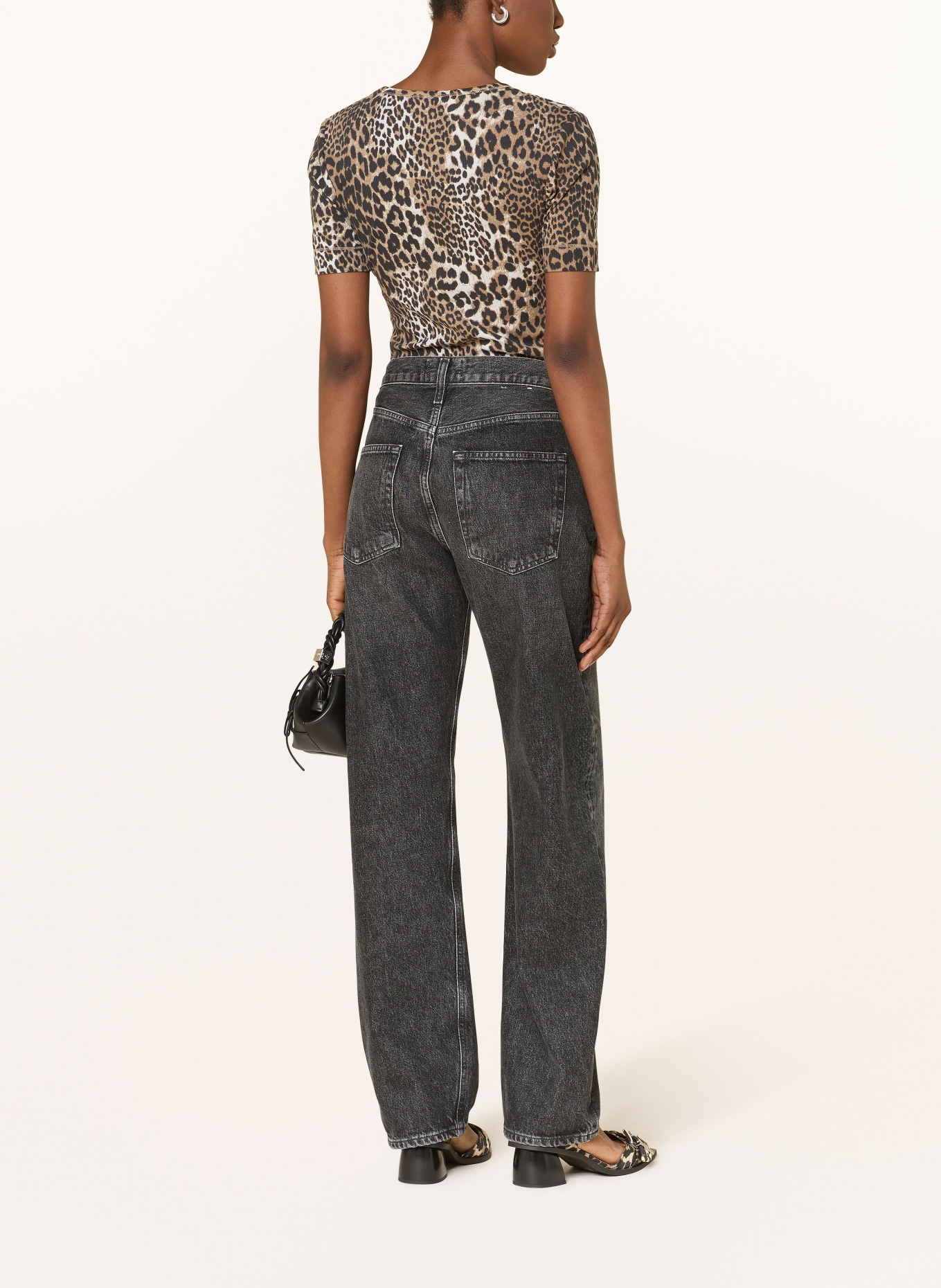 GANNI T-shirt: CAMEL / BROWN / BEIGE