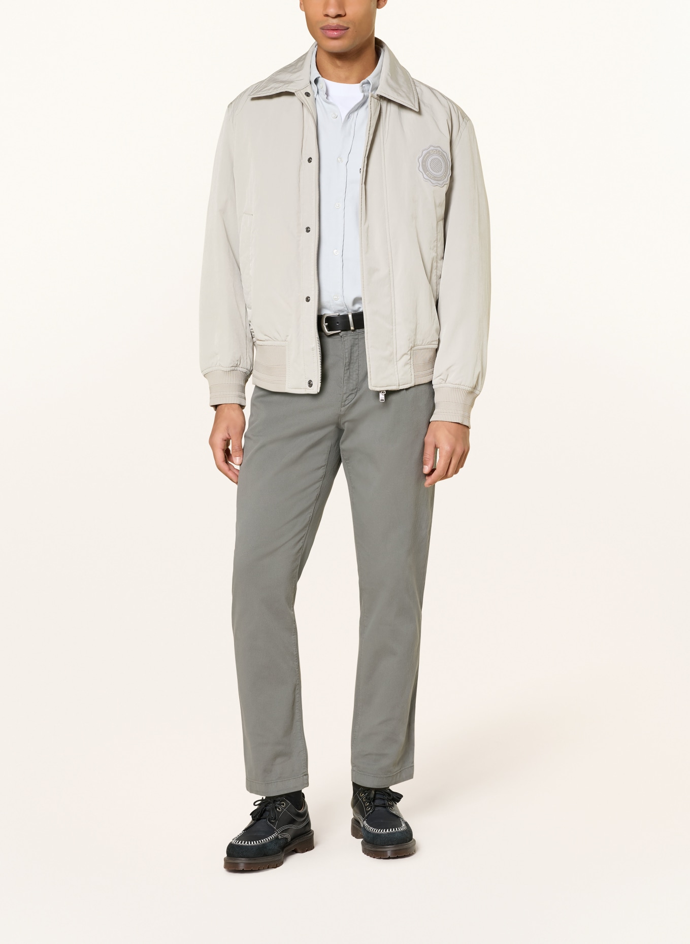 BOSS Chino Tapered Fit: GRAU