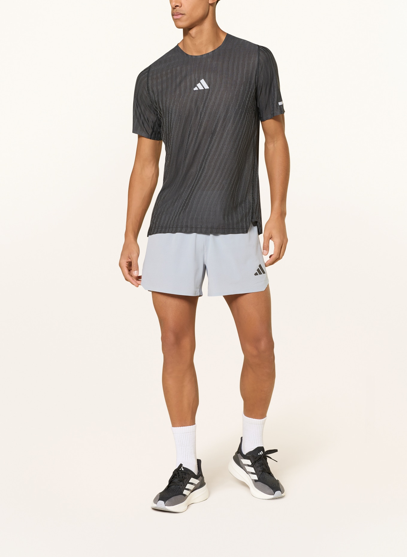 adidas Laufshirt ADI365 CLIMACOOL+: SCHWARZ