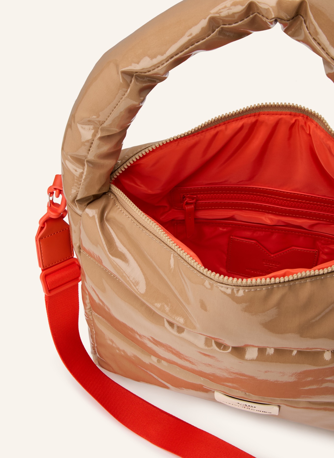 UNIO Torba na ramię LACQUER: BEŻOWY / POMARAŃCZOWY