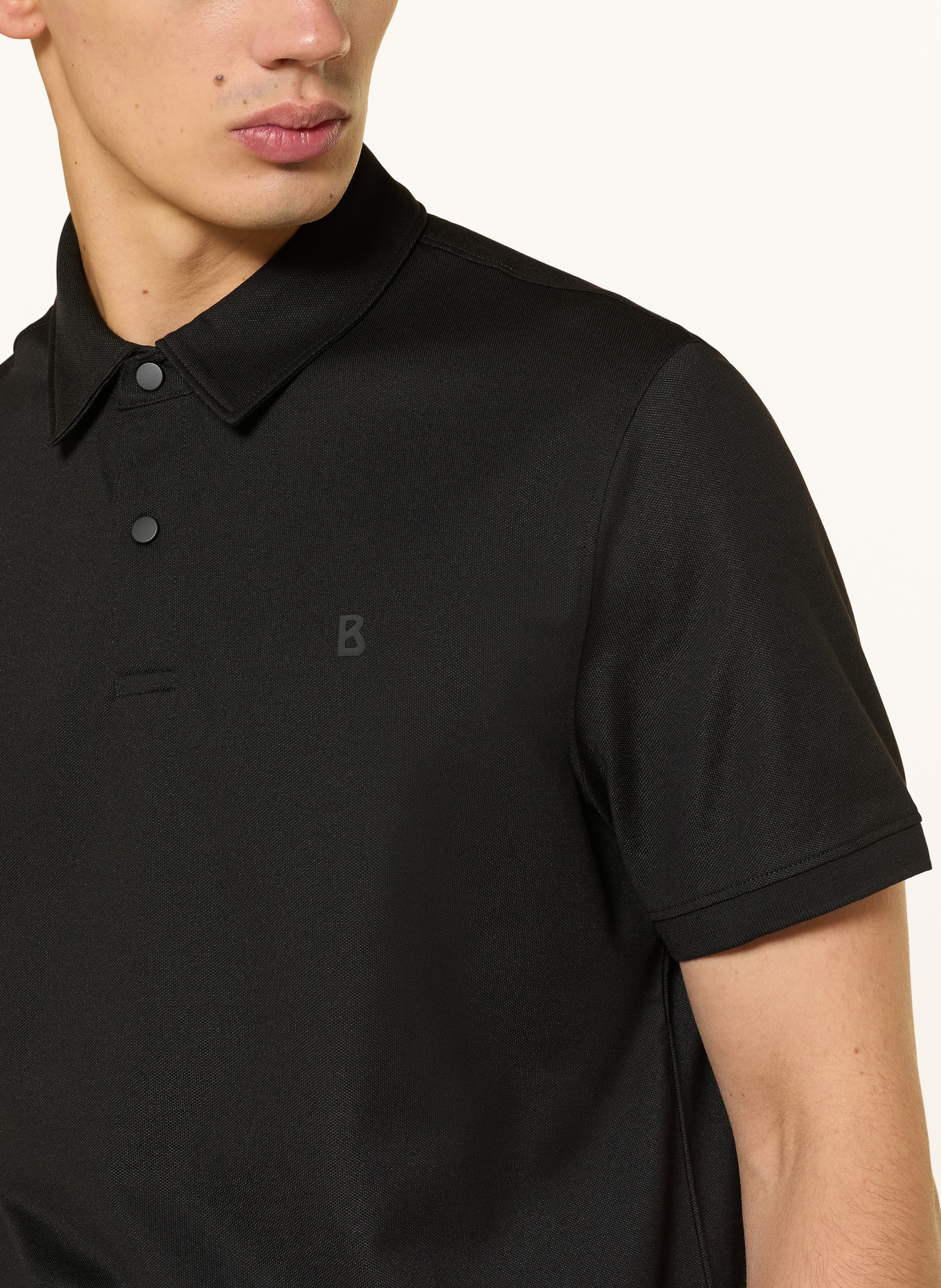 BOGNER Piqué-Poloshirt TIMO Regular Fit: SCHWARZ