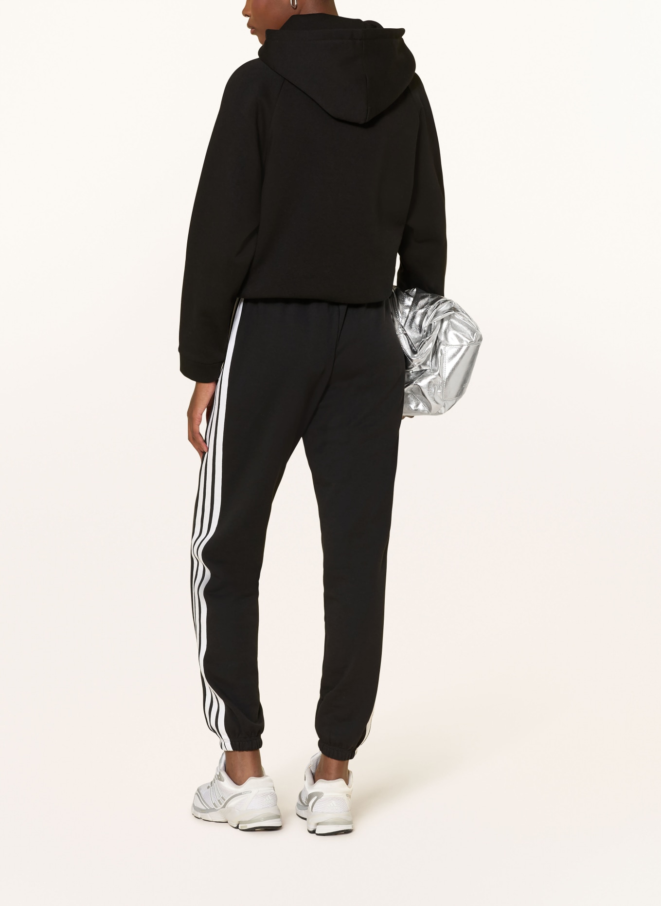 adidas Sweatpants ESSENTIALS 3-STREIFEN: SCHWARZ