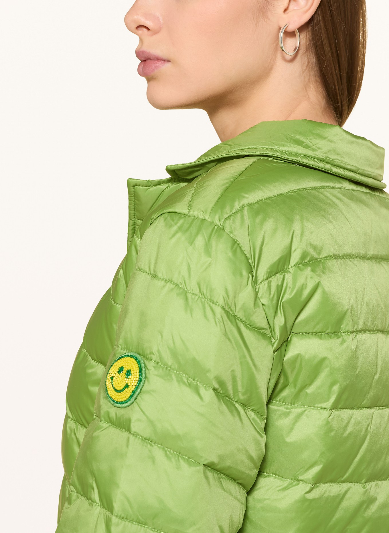 CARTOON Steppjacke mit herausnehmbarer Blende: HELLGRÜN