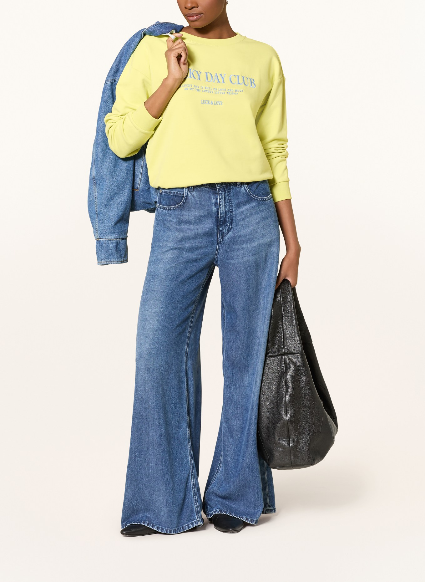 CARTOON Sweatshirt with rhinestones: LIGHT GREEN