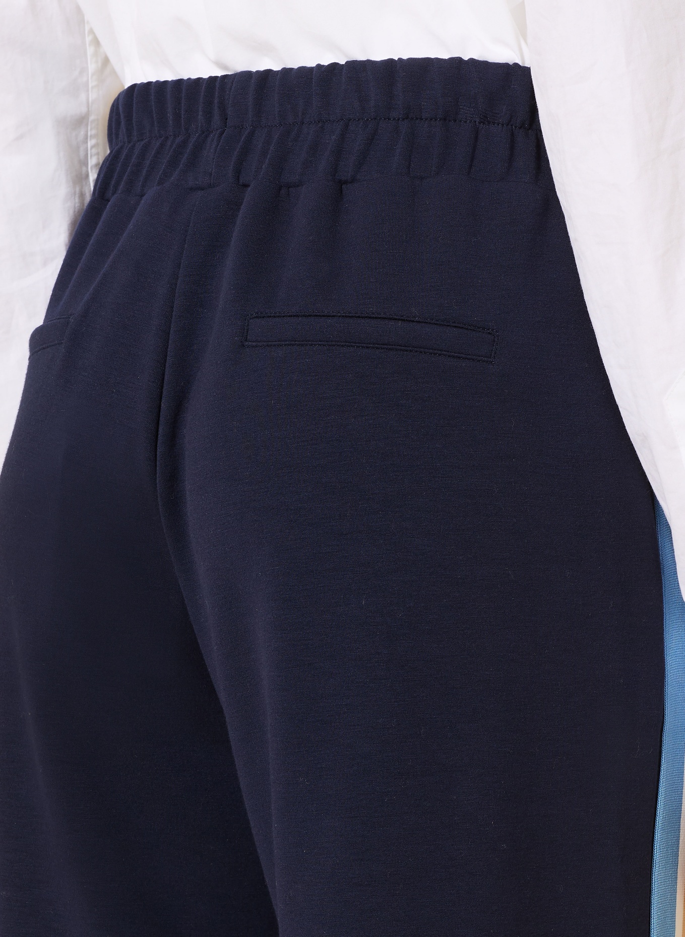 CARTOON Spodnie dżersejowe z galonowymi paskami: GRANATOWY / JASNONIEBIESKI / BIAŁY