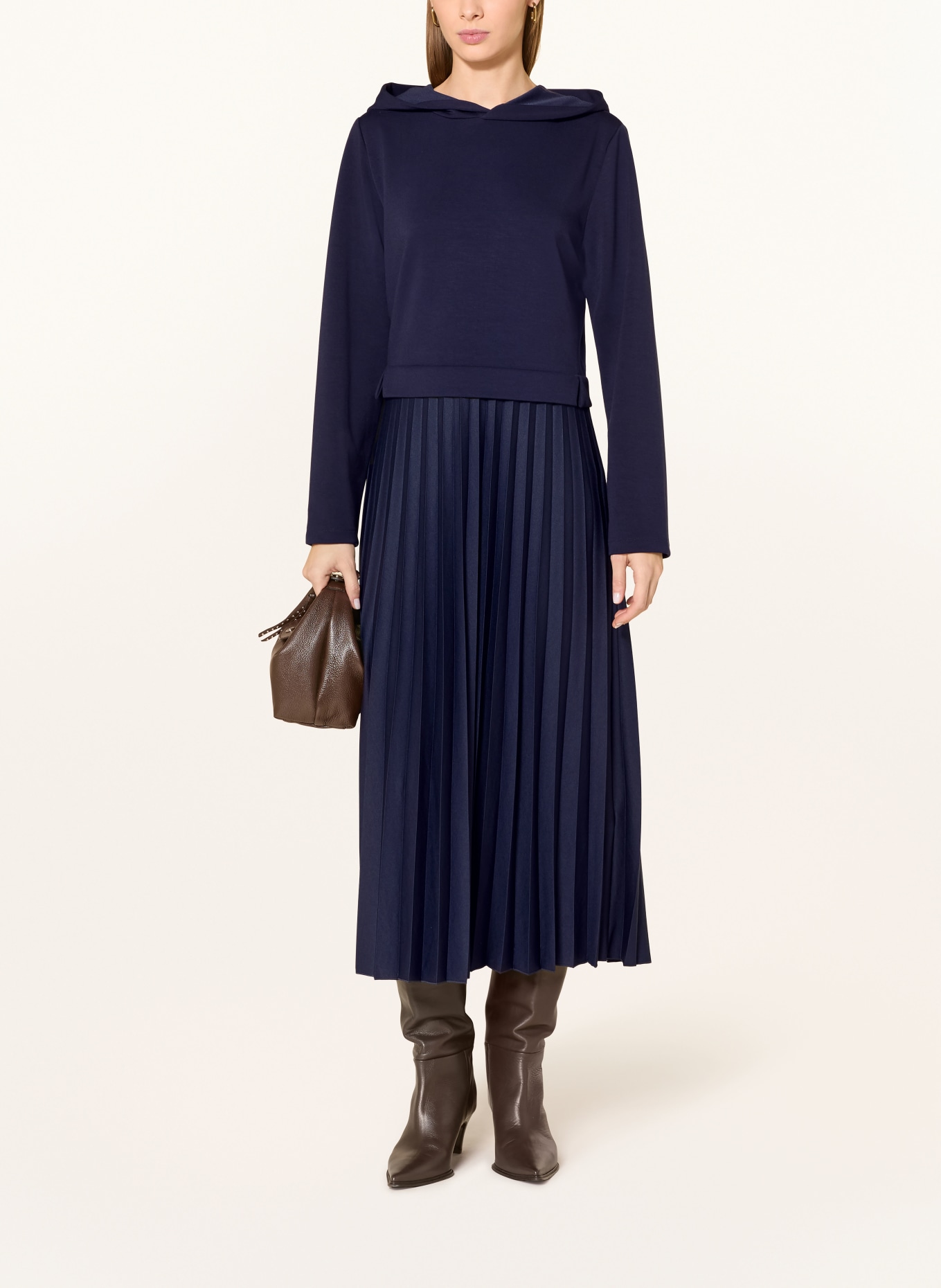 CARTOON Šaty s plisováním: TMAVĚ MODRÁ