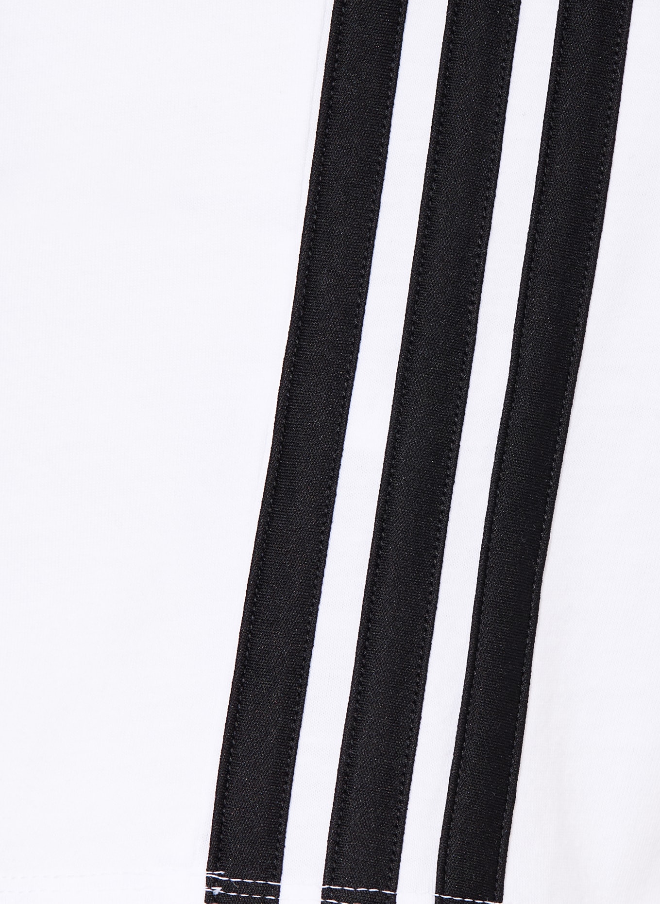 adidas ESSENTIALS T-shirt: WHITE / BLACK