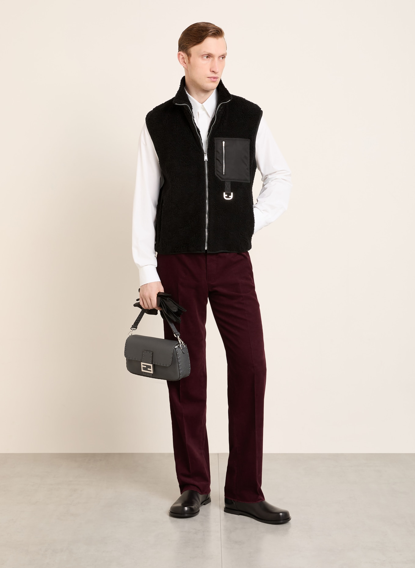 FENDI Kamizelka z futerkiem pluszowym: CZARNY